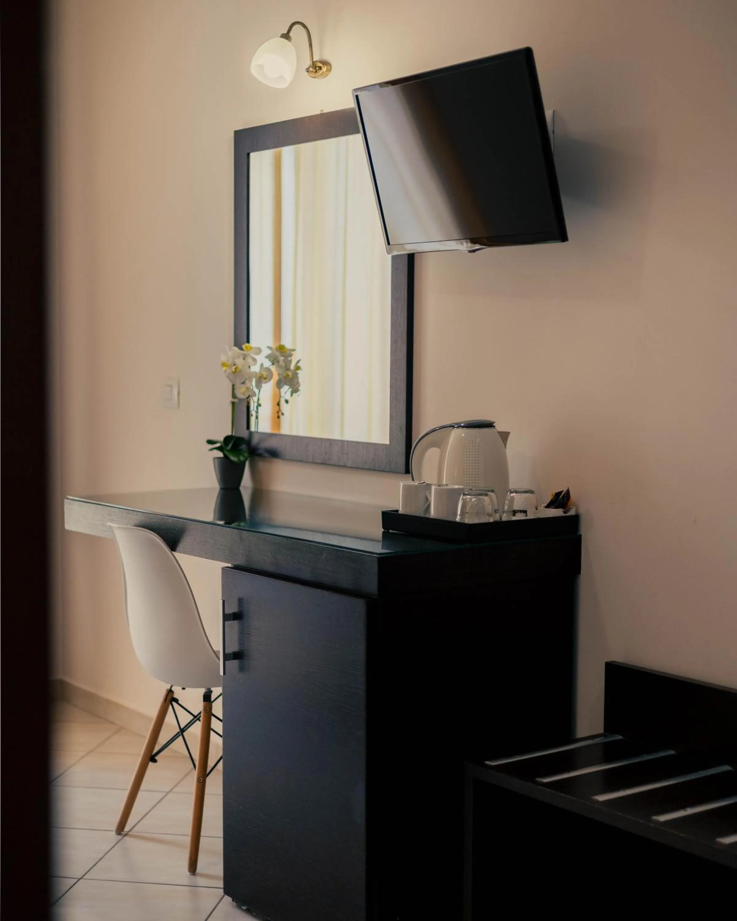 Coffee/tea facilities in Hotel Kyani Akti