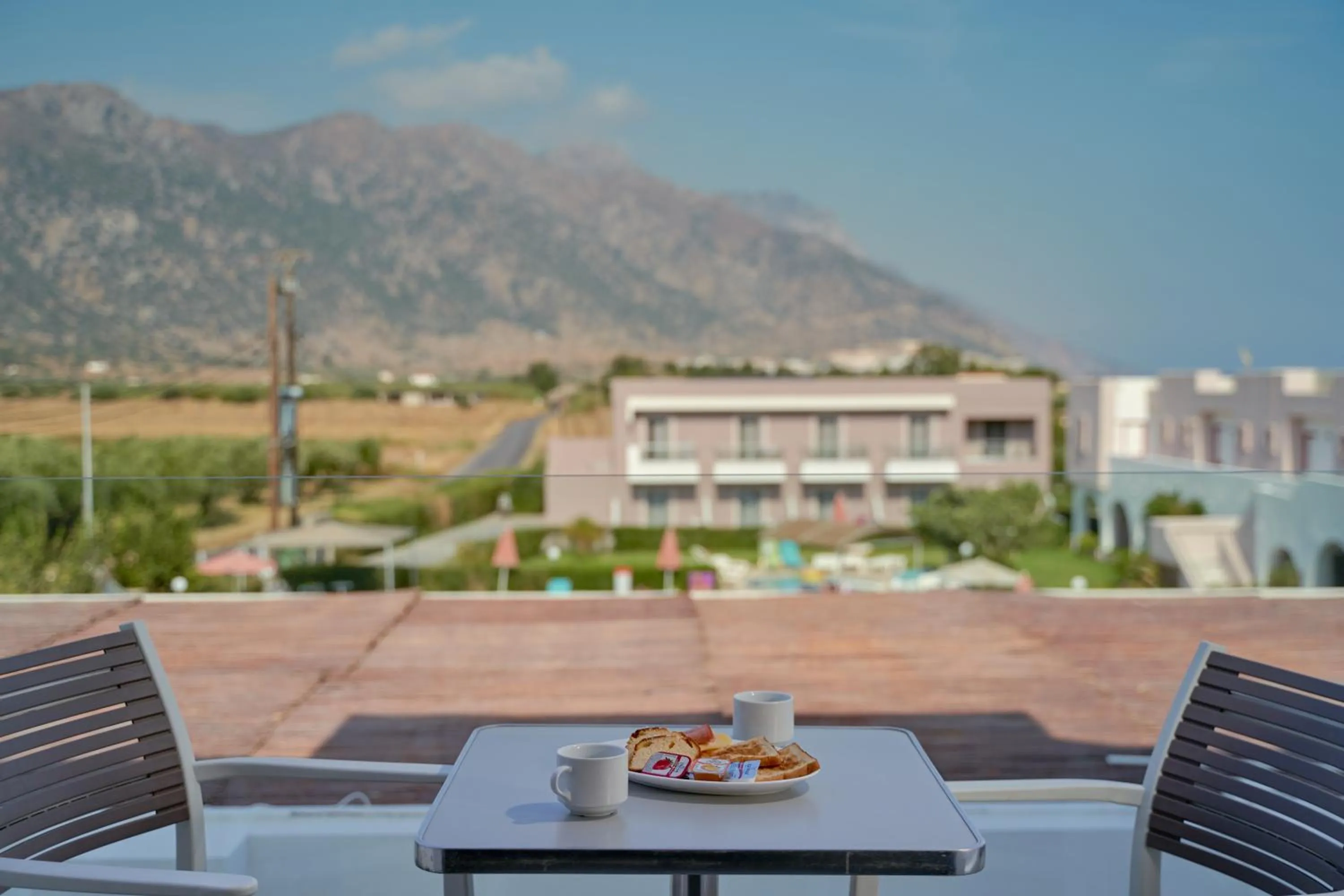 Balcony/Terrace in Sunny View Hotel