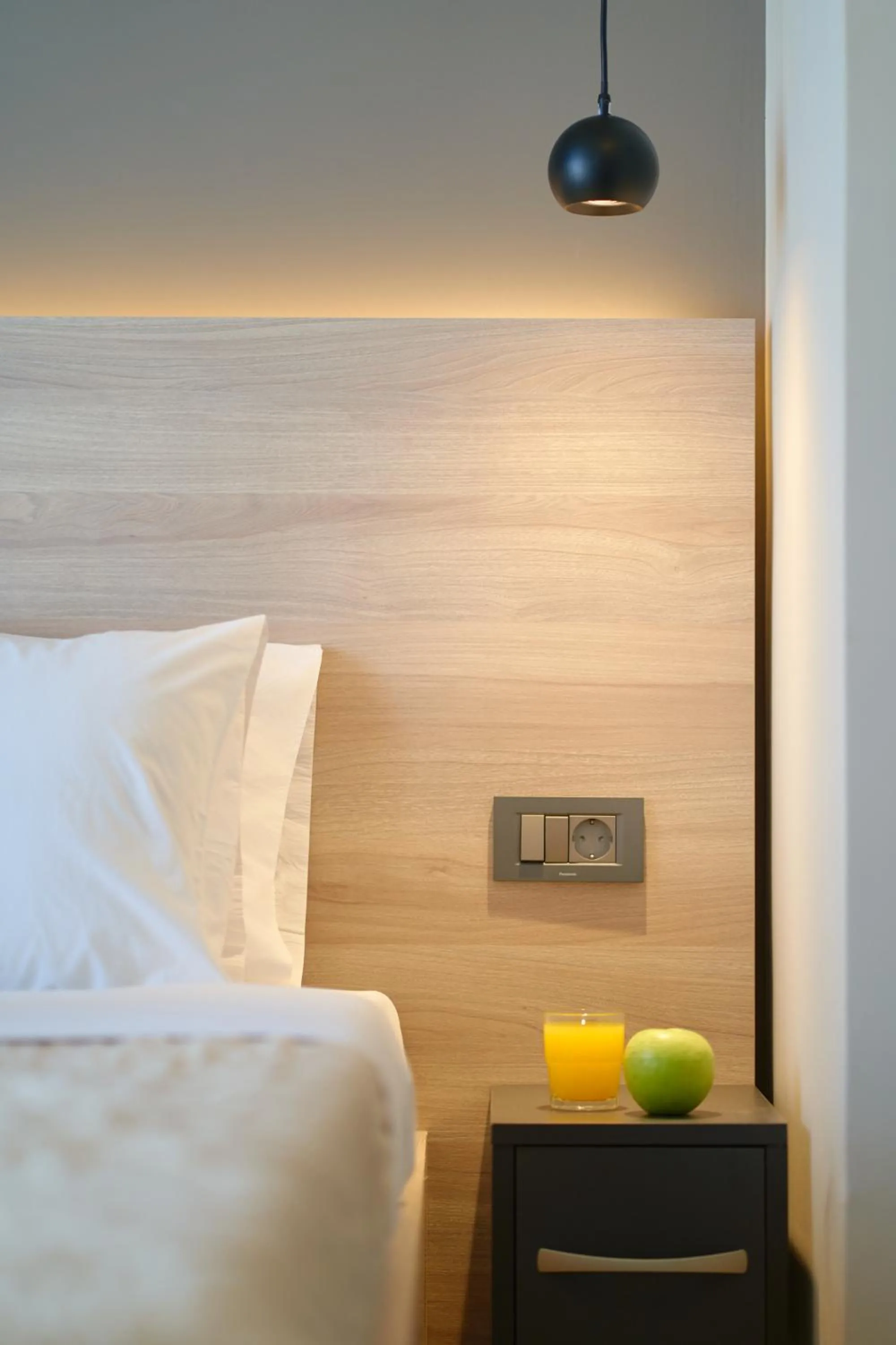 Bed in Sunny View Hotel