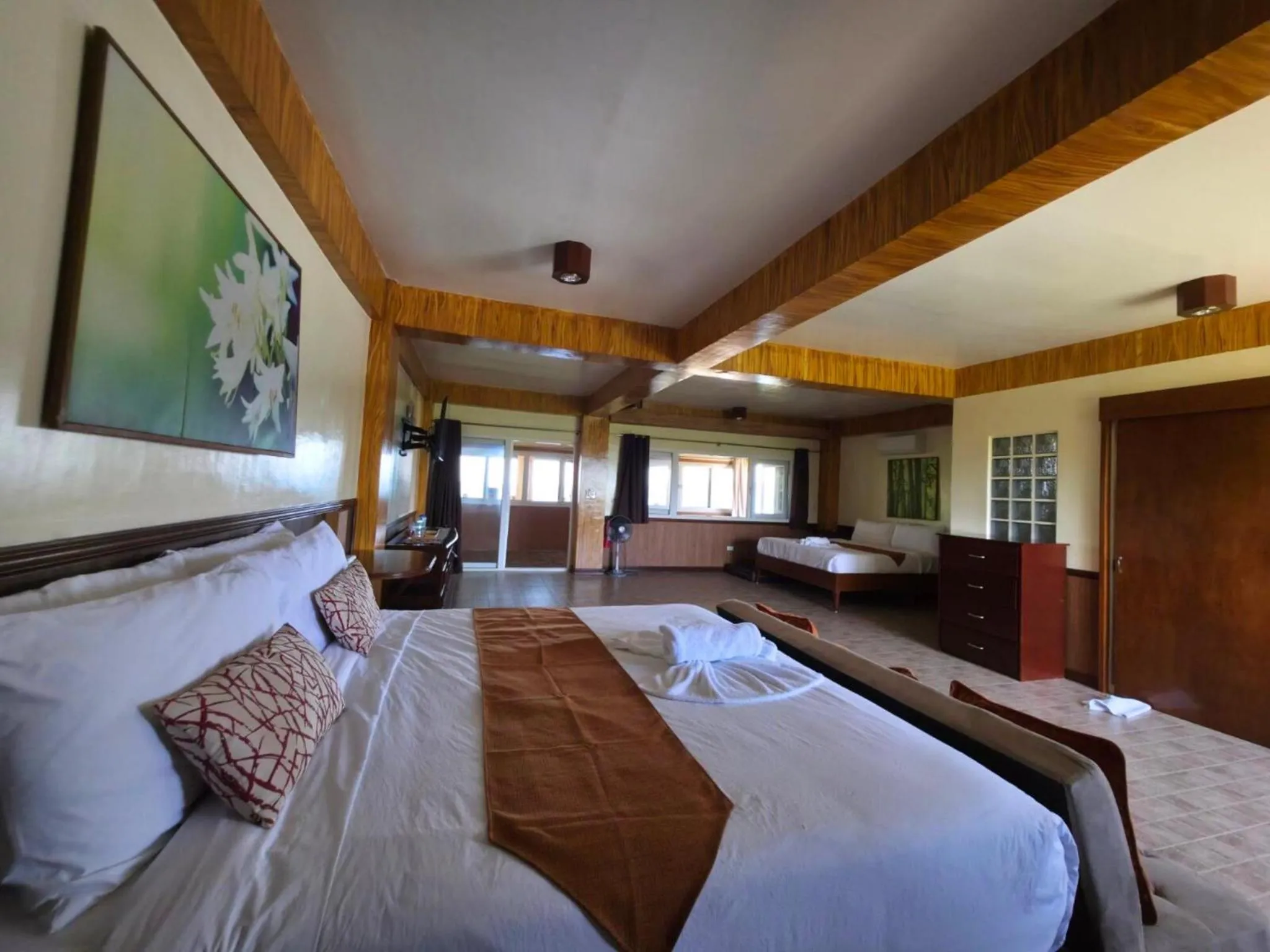 Photo of the whole room, Bed in Verde View Villas