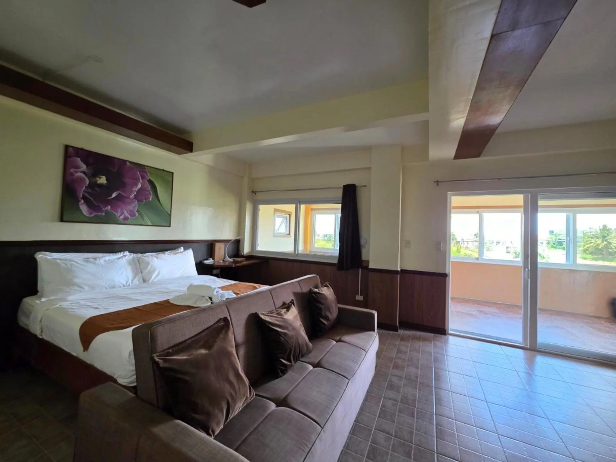 Photo of the whole room, Bed in Verde View Villas