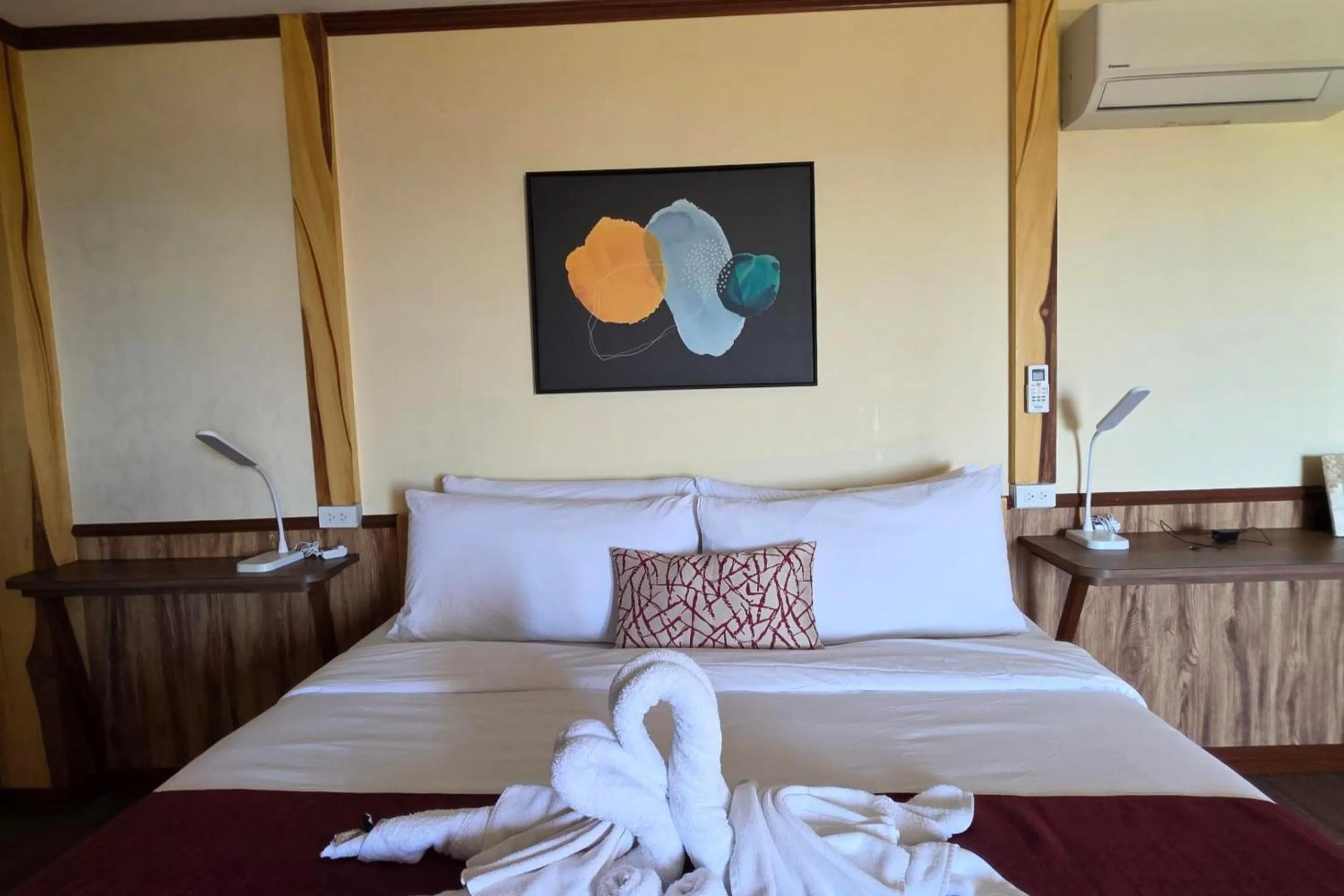 Bed in Verde View Villas