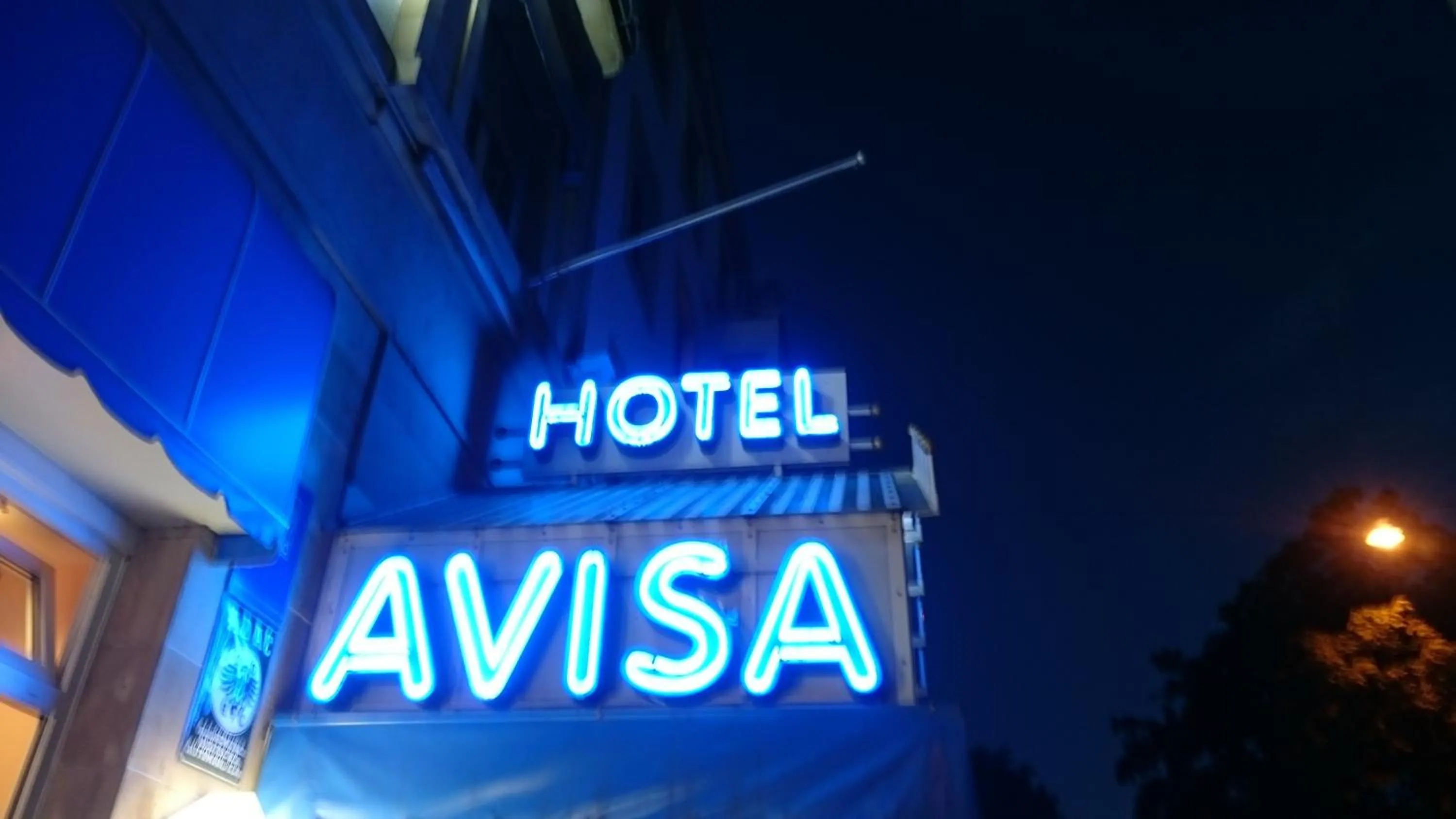Night in Hotel Avisa