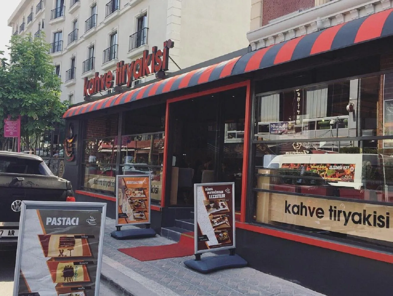 Shopping Area in Alrazi Hotel