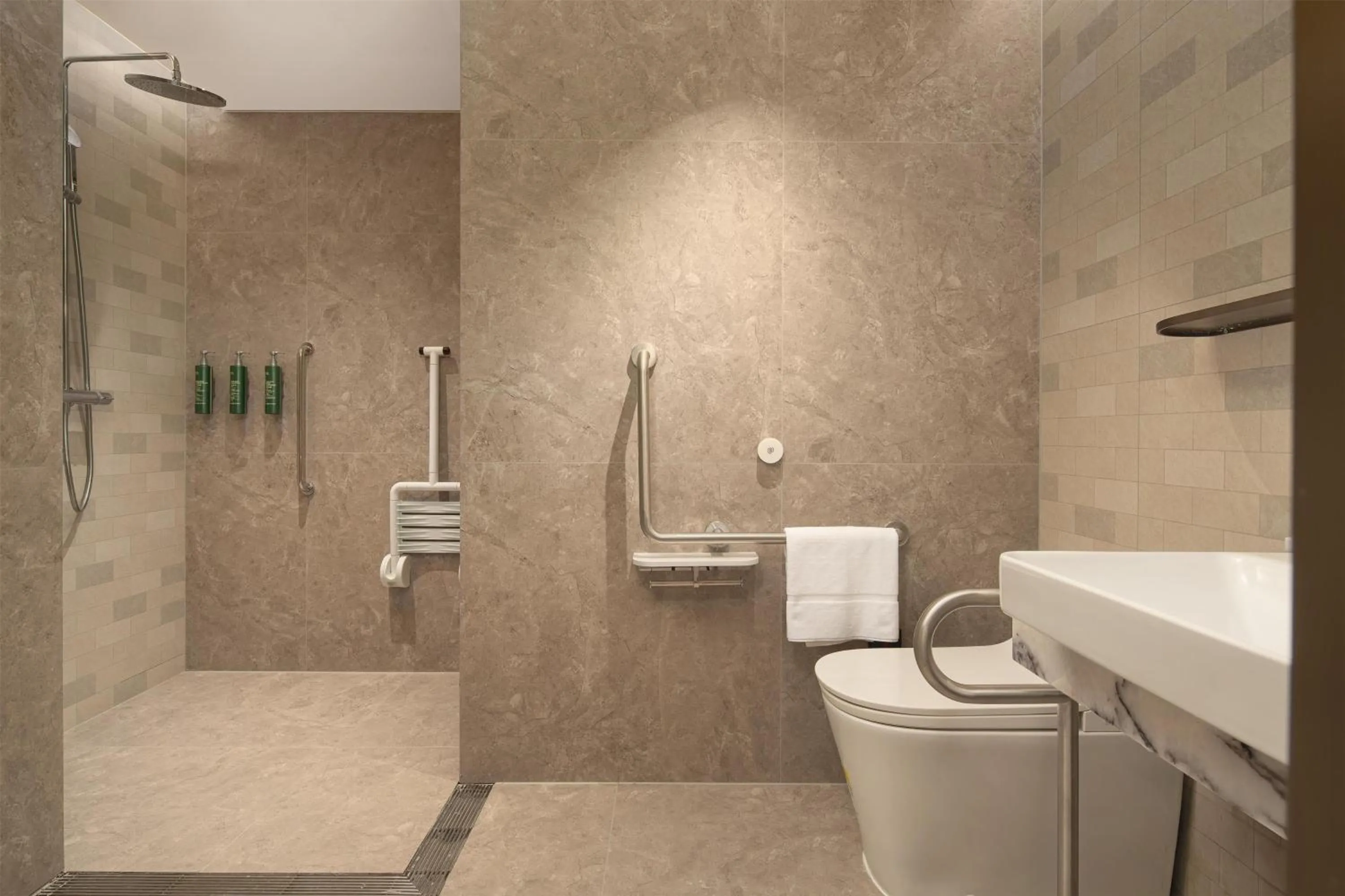 Bathroom in Hilton Garden Inn Shaoxing Lu Xun Native Place