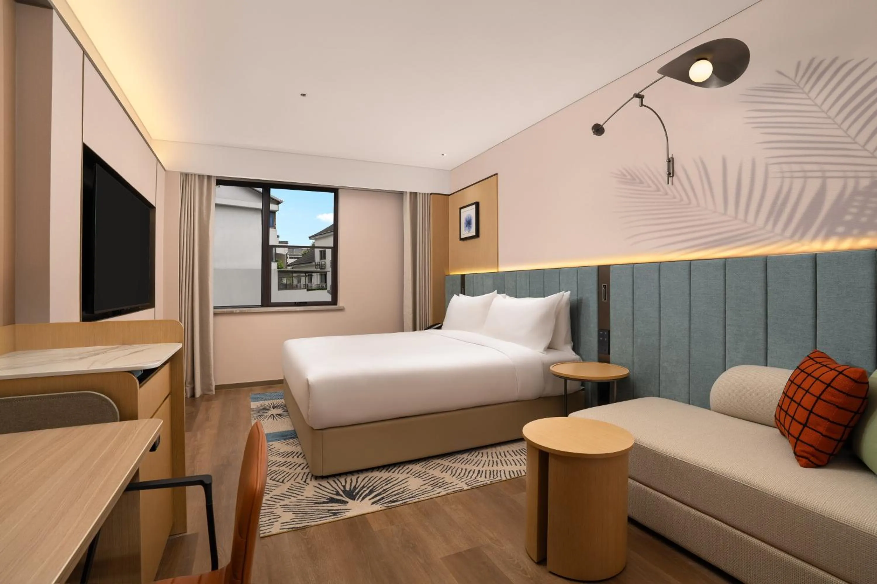 Photo of the whole room, Bed in Hilton Garden Inn Shaoxing Lu Xun Native Place