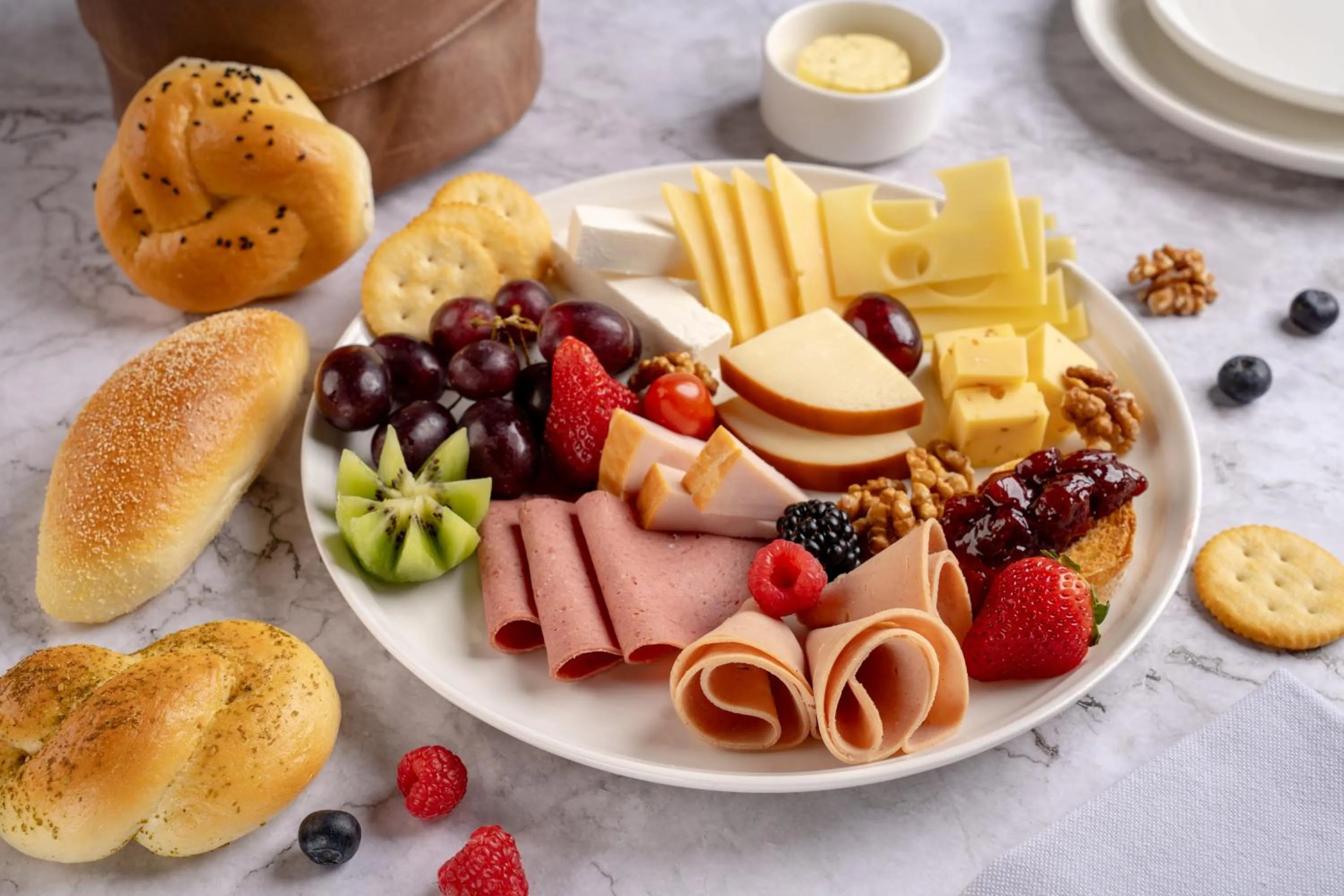 Restaurant/places to eat in DoubleTree by Hilton Madinah Gate