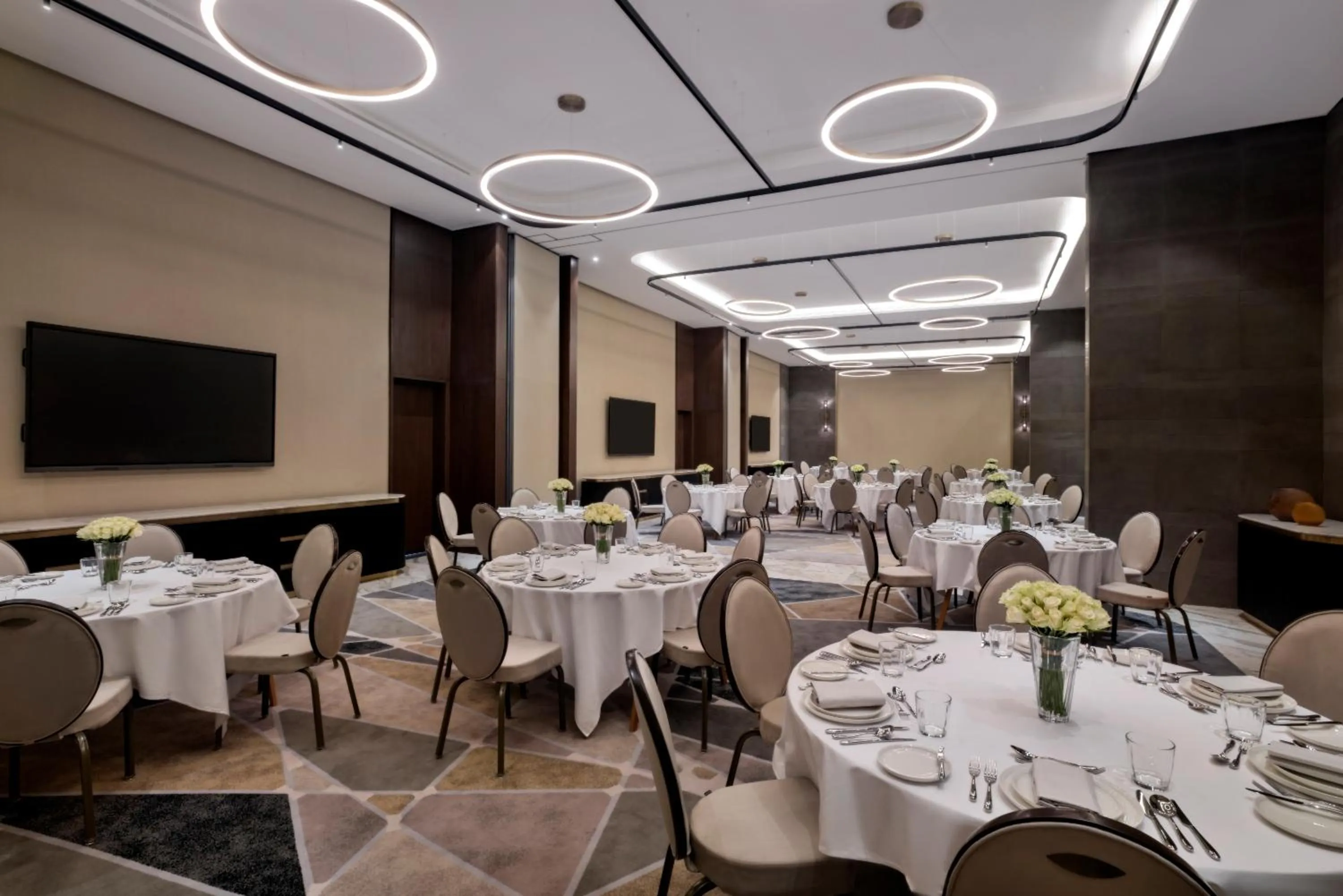 Meeting/conference room in DoubleTree by Hilton Madinah Gate