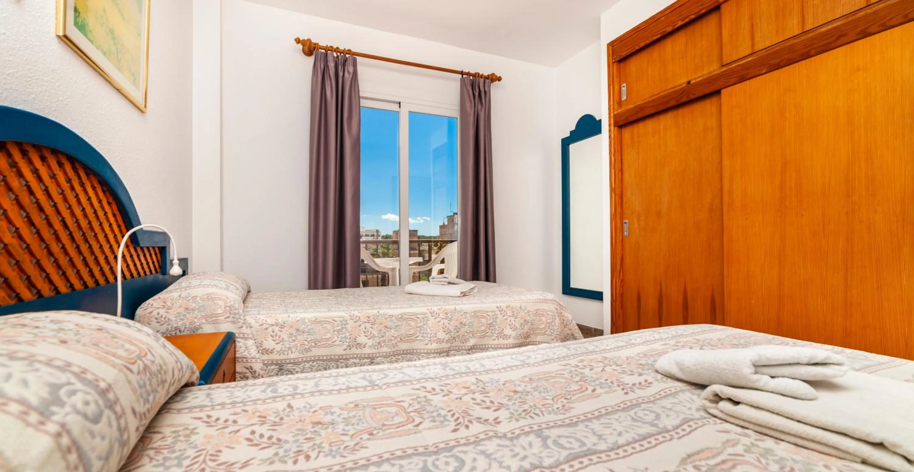 Bedroom in Apartamentos Charlys Can Picafort