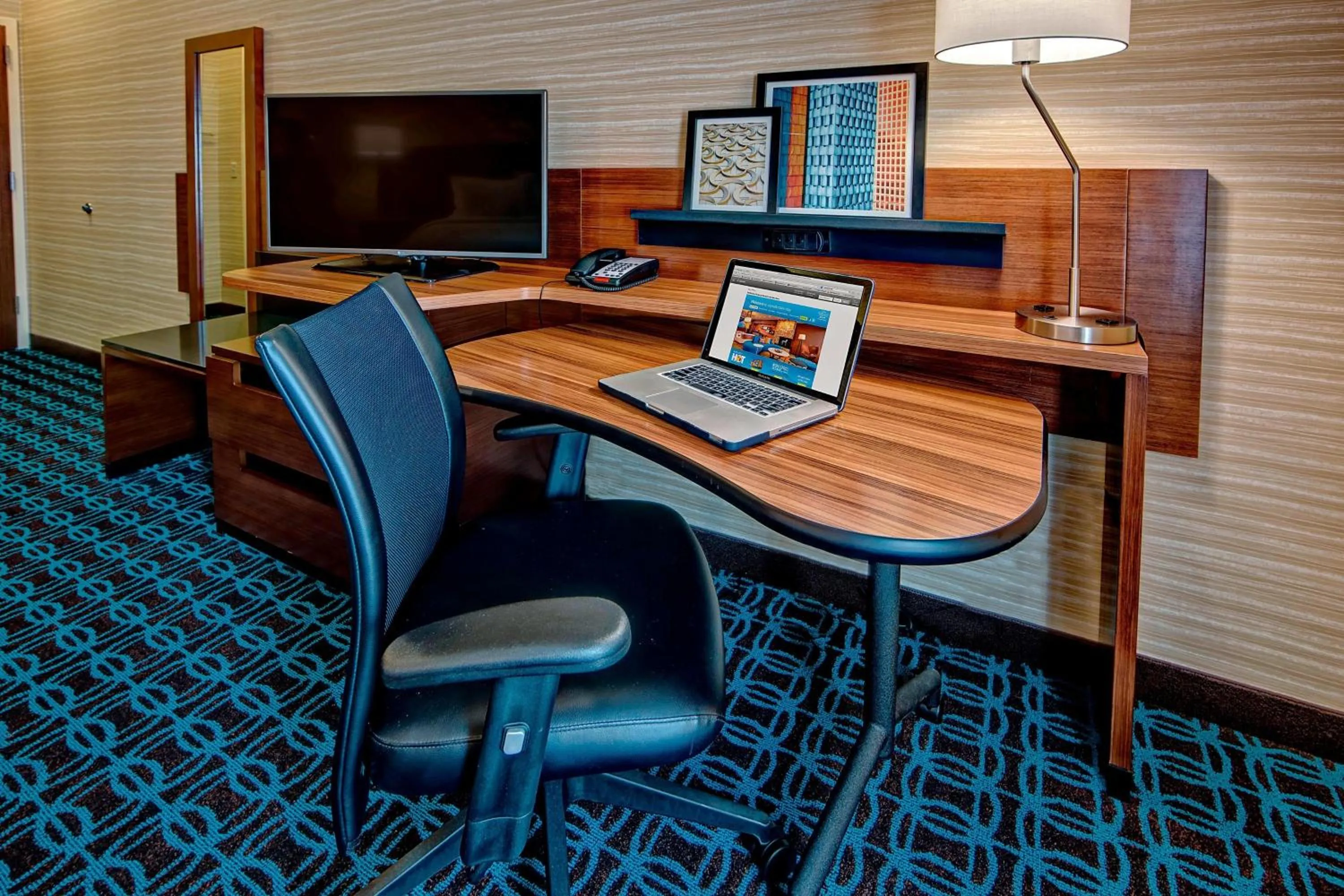 Bedroom in Fairfield Inn & Suites by Marriott Jackson