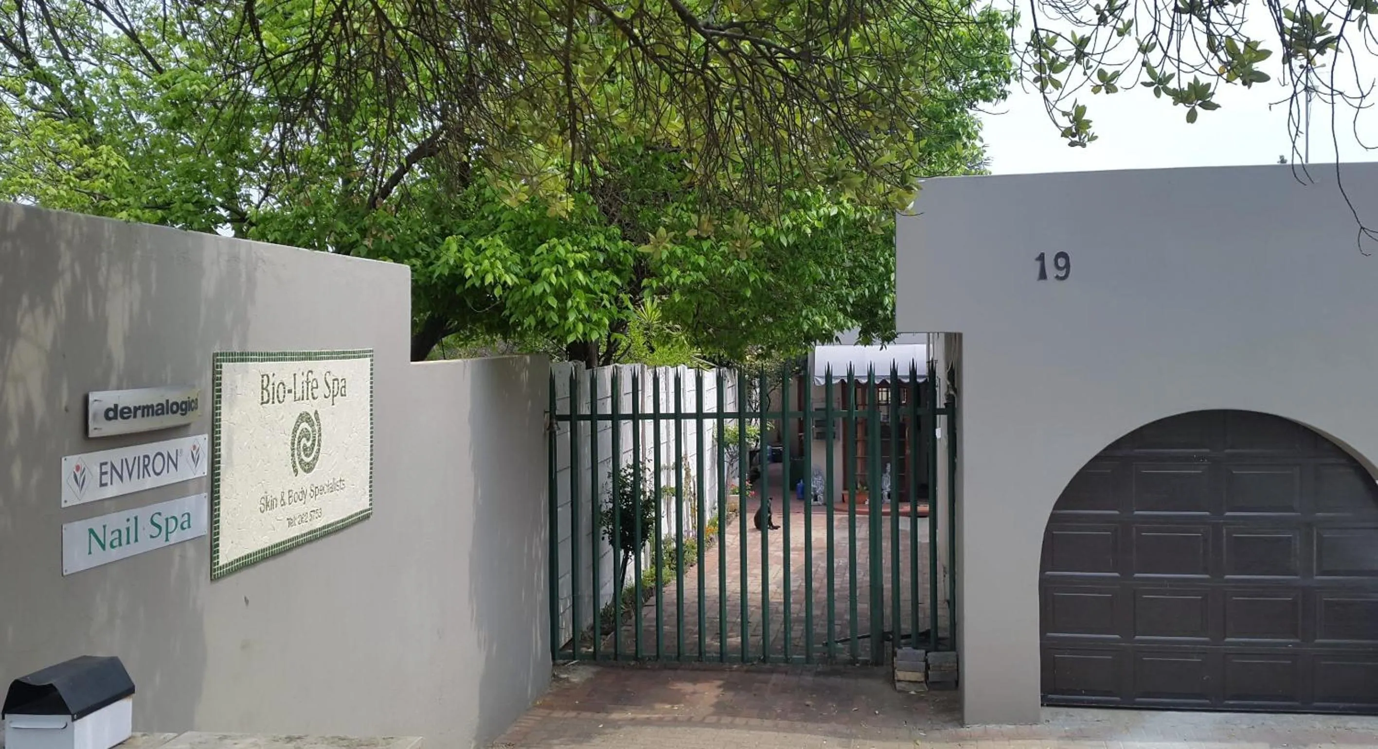 Facade/entrance in By Appointment Suites