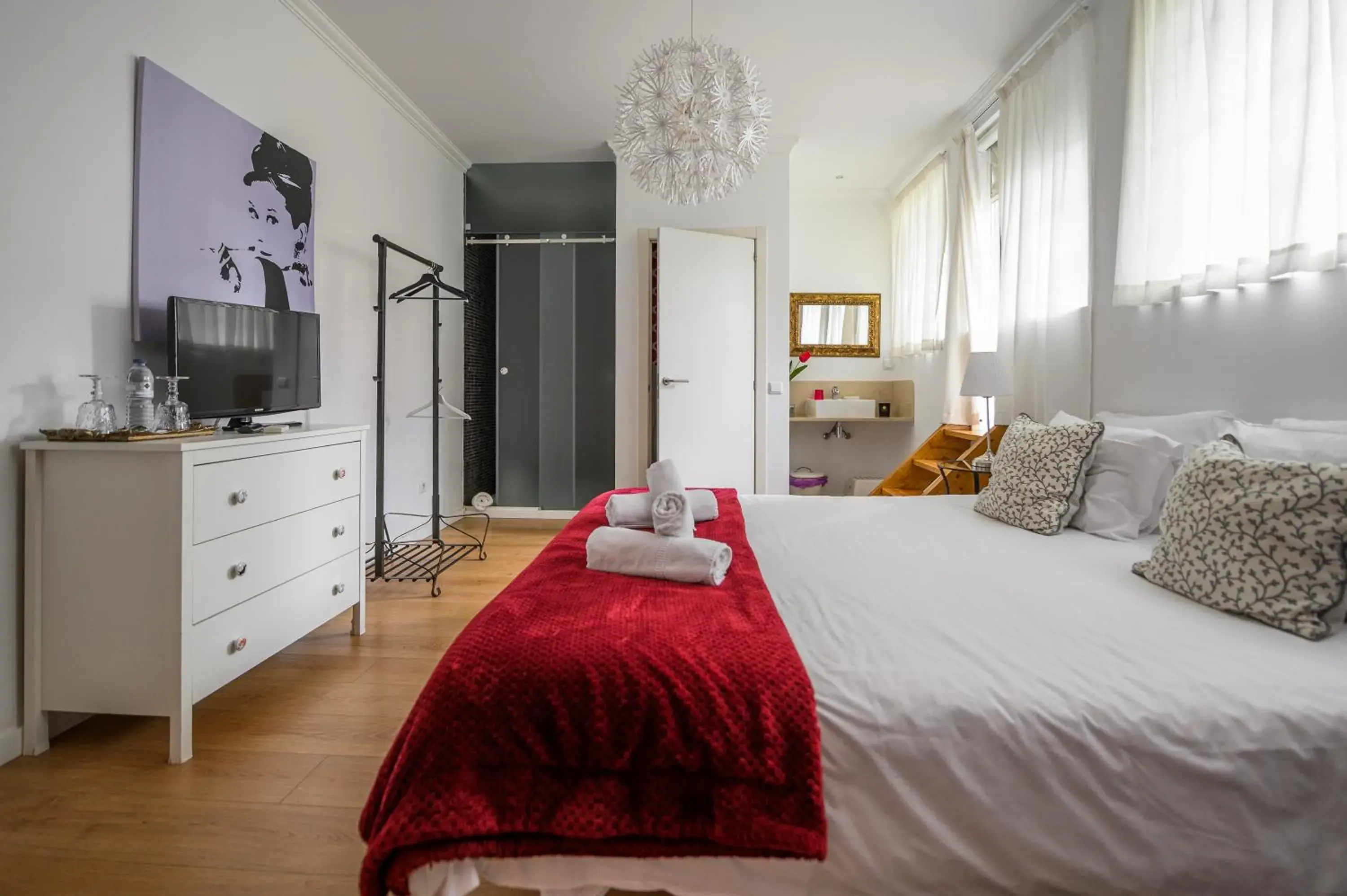 Deluxe Double Room with Balcony in Casa das Hortênsias - Charming Guest House Deluxe Double Room with Balcony in Casa das Hortênsias - Charming Guest House