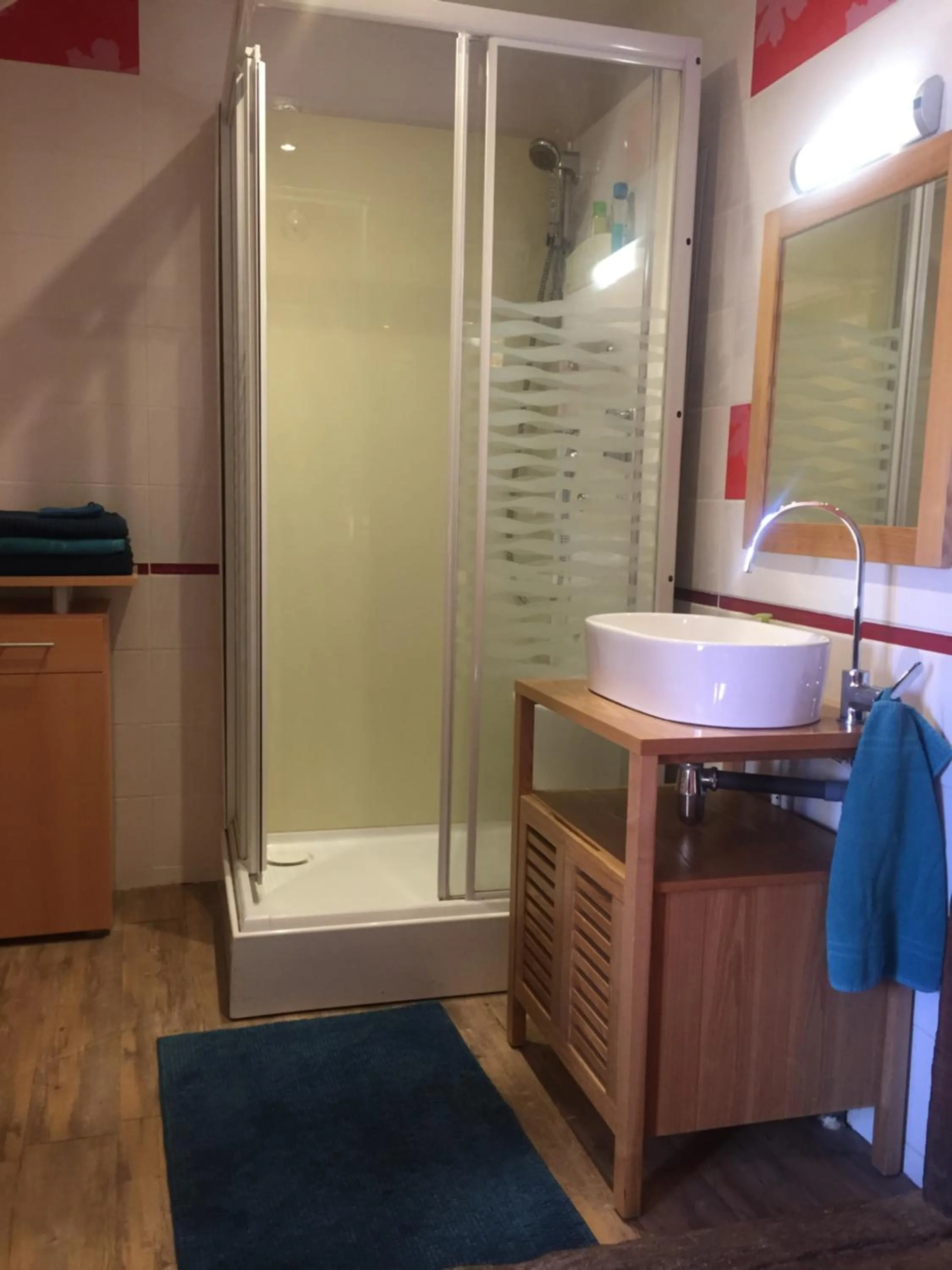 Bathroom in Les Maitres Sonneurs