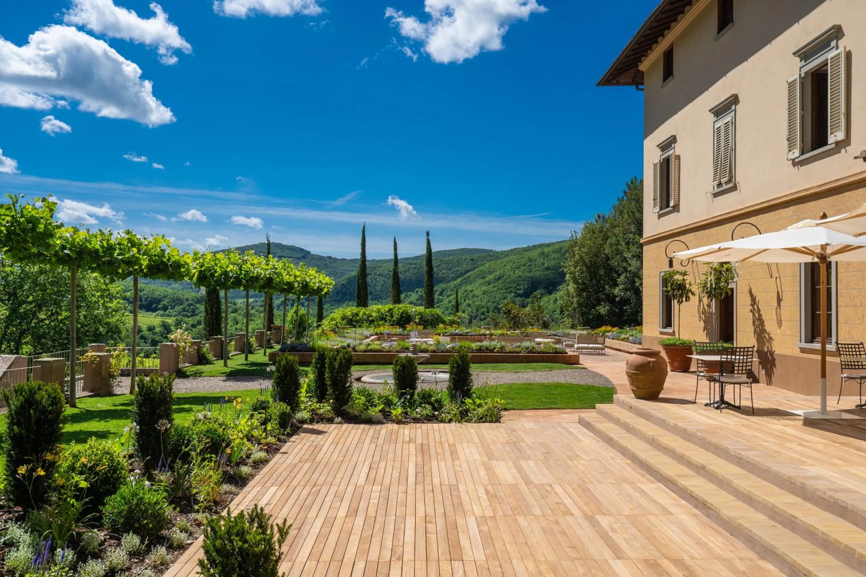 Patio in Villa Campomaggio Resort & SPA