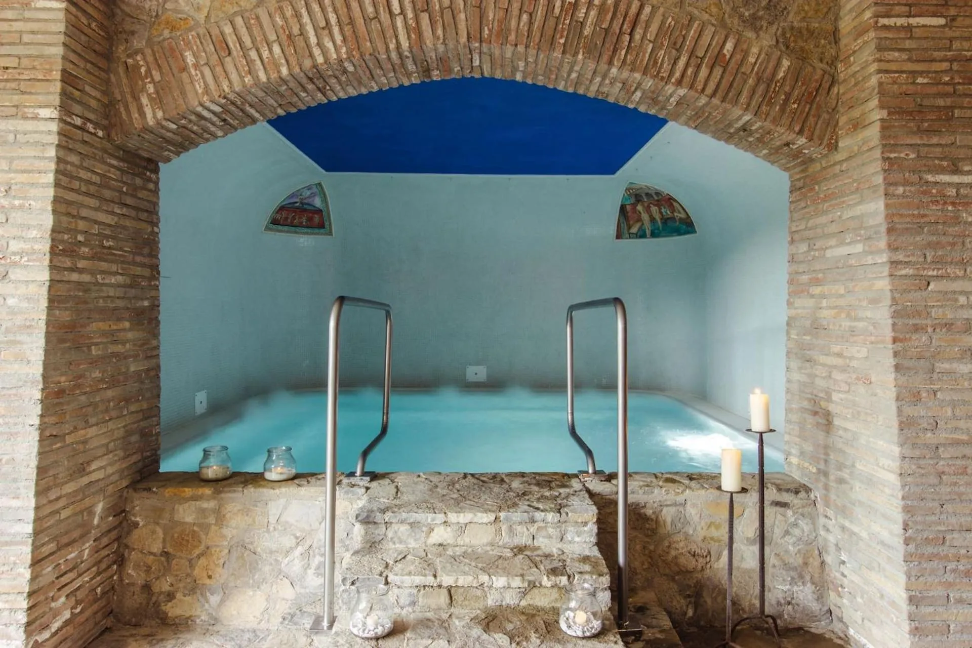 Massage in Villa Campomaggio Resort & SPA