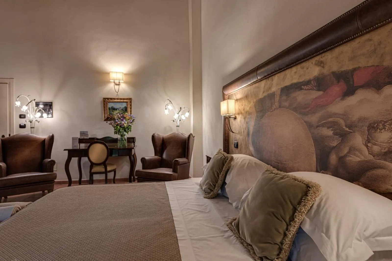 Bed in Villa Campomaggio Resort & SPA