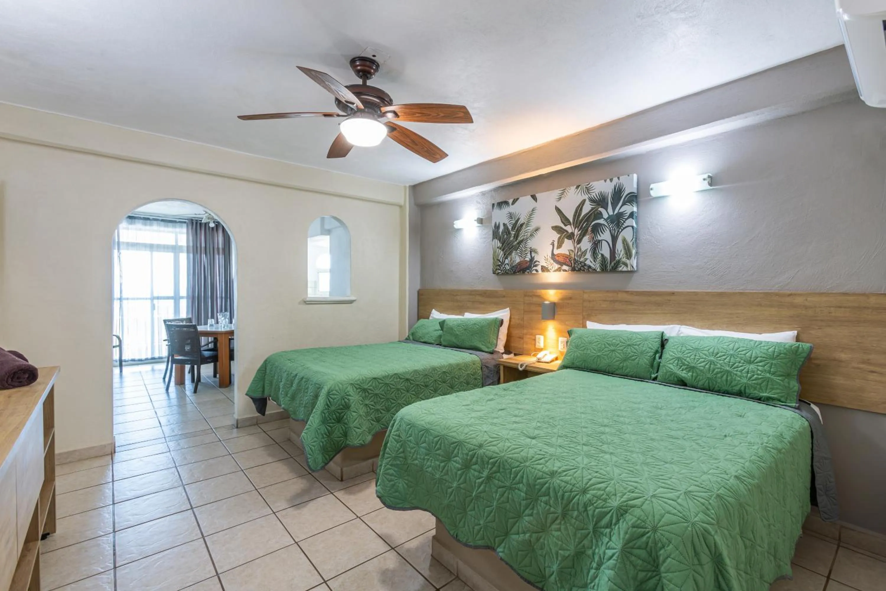 Bed in Torreblanca Beach Hotel and Suites Guayabitos - Desayuno y Comida Incluido