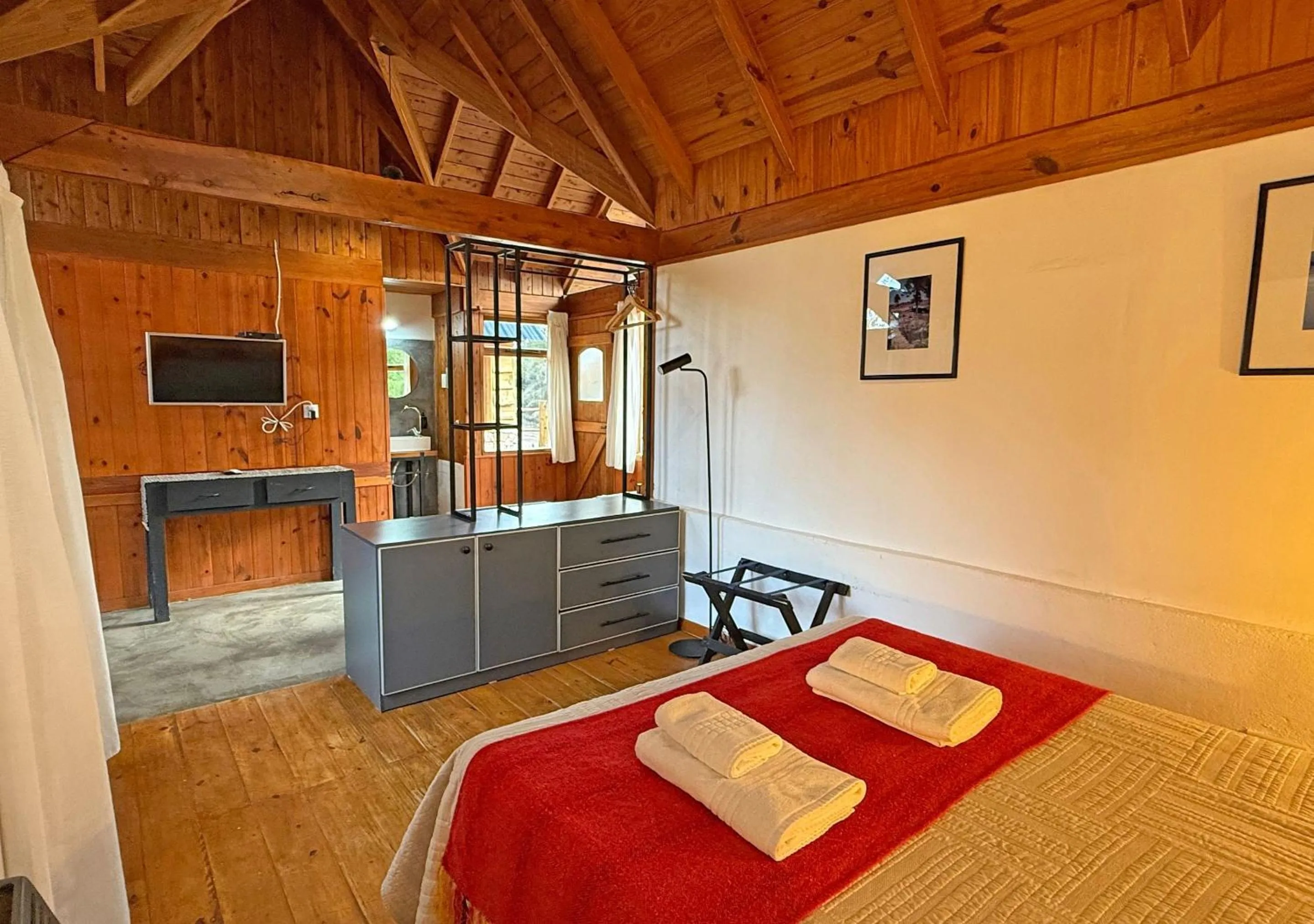 Bedroom, Bed in Aparts La Balconada by DOT Suites