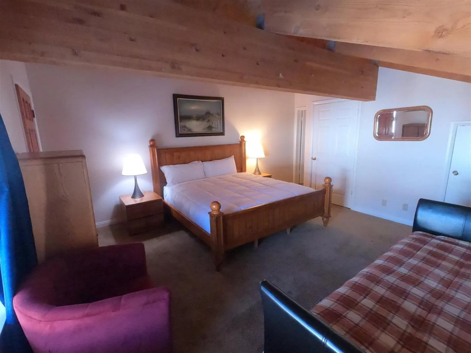 Property building, Bed in Rr-interlaken 09