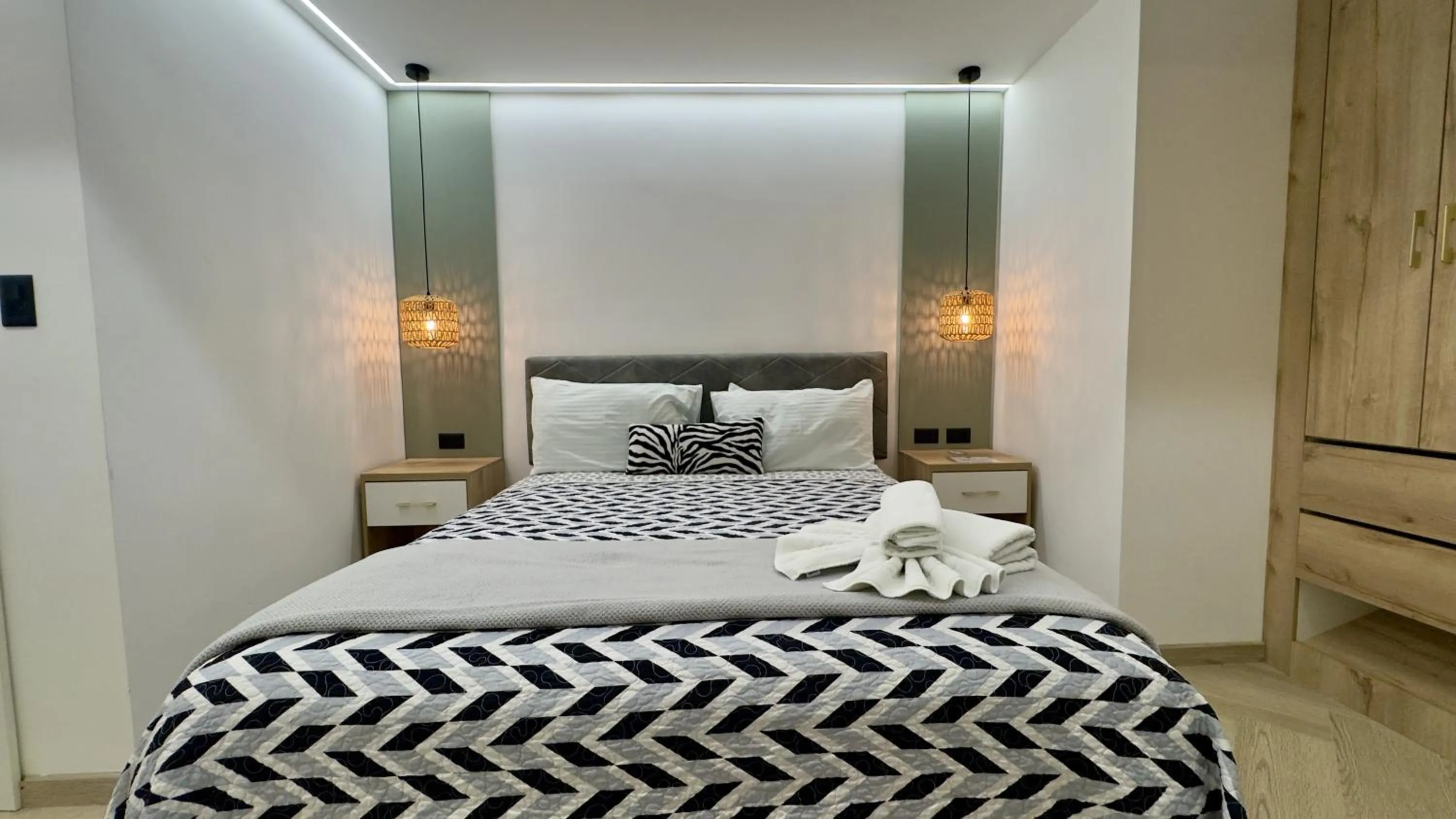 Photo of the whole room, Bed in Hotel Shalom