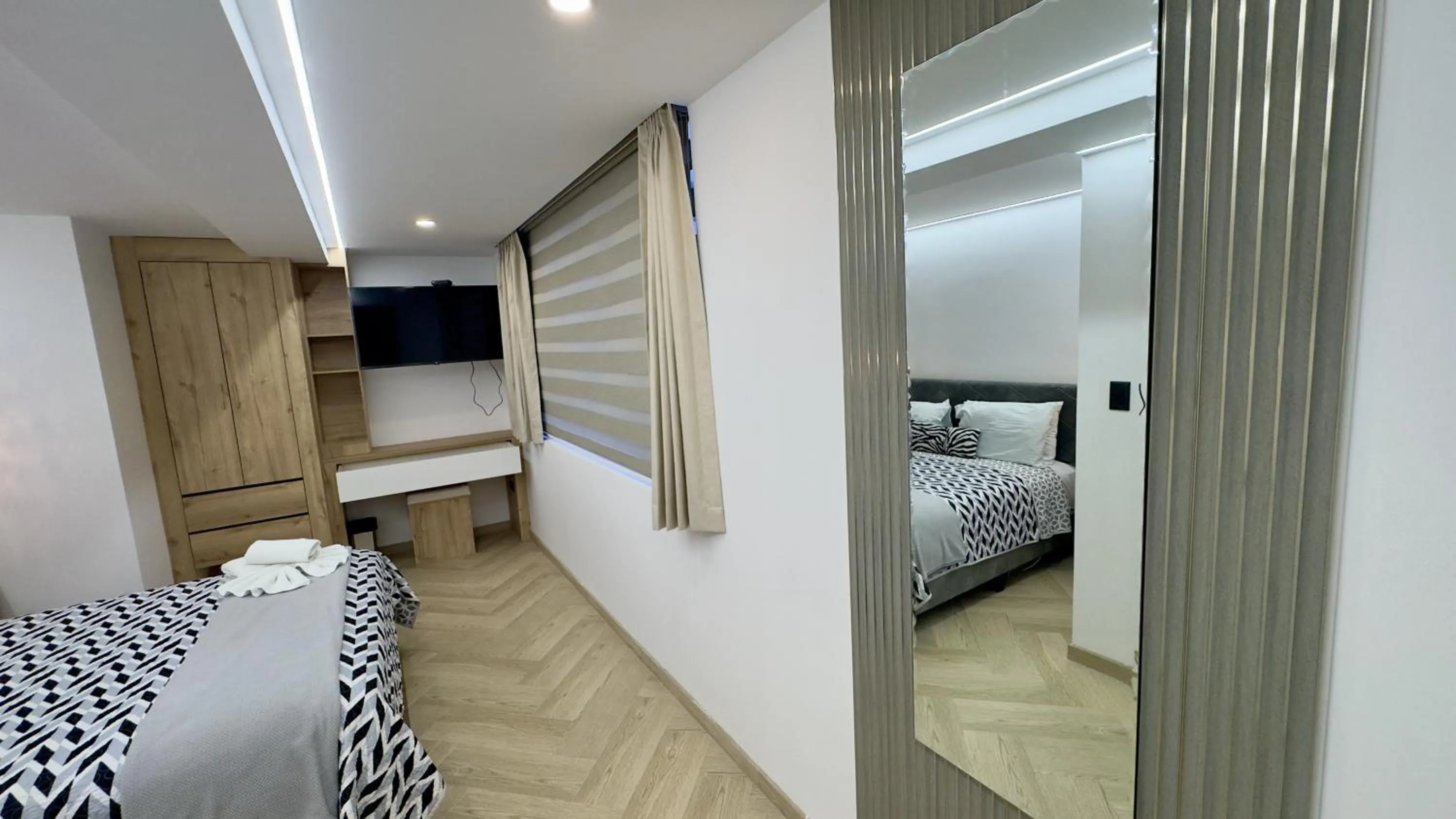 Photo of the whole room, Bed in Hotel Shalom