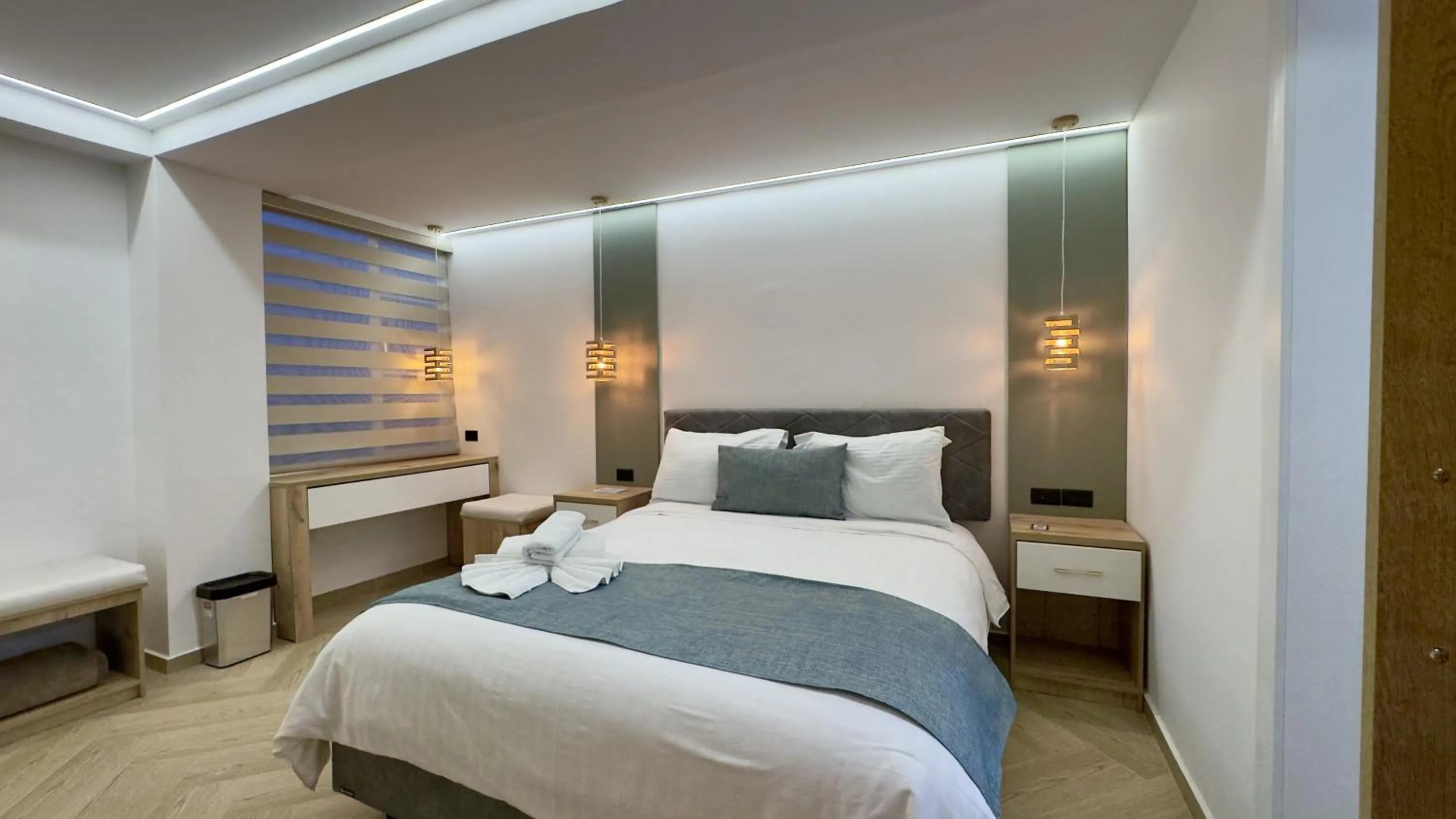 Photo of the whole room, Bed in Hotel Shalom