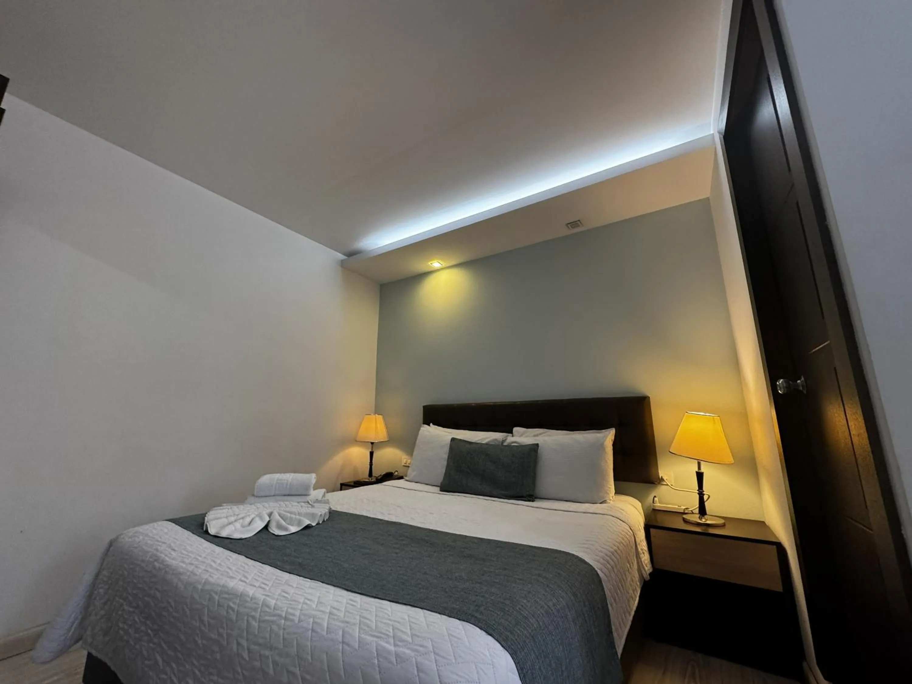 Photo of the whole room, Bed in Hotel Shalom