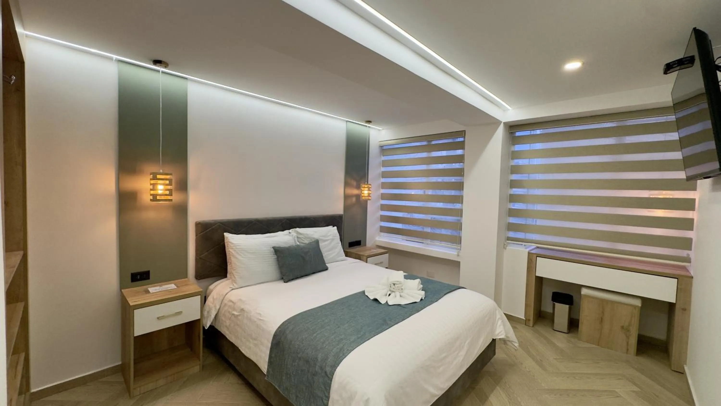 Photo of the whole room, Bed in Hotel Shalom