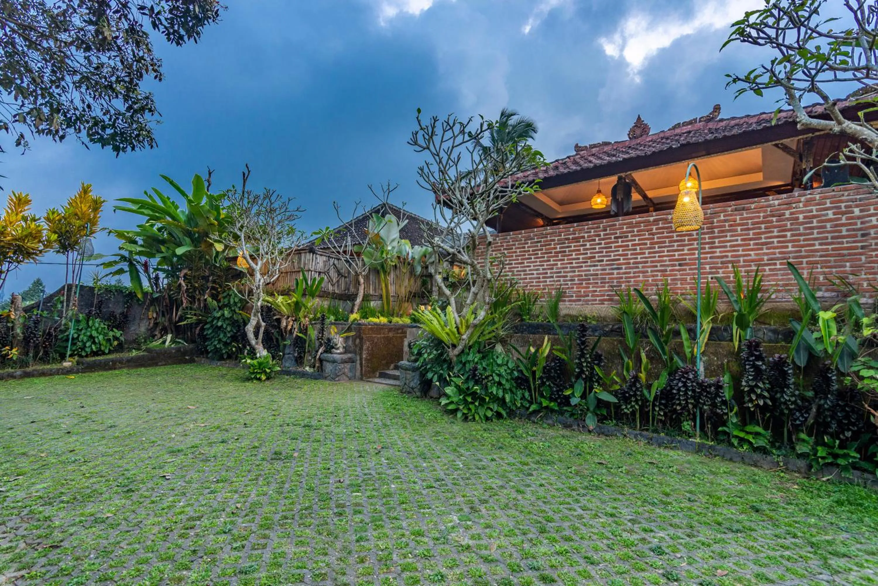 Garden in Bela's Vana Villa Ubud by Dhananjaya Hospitality
