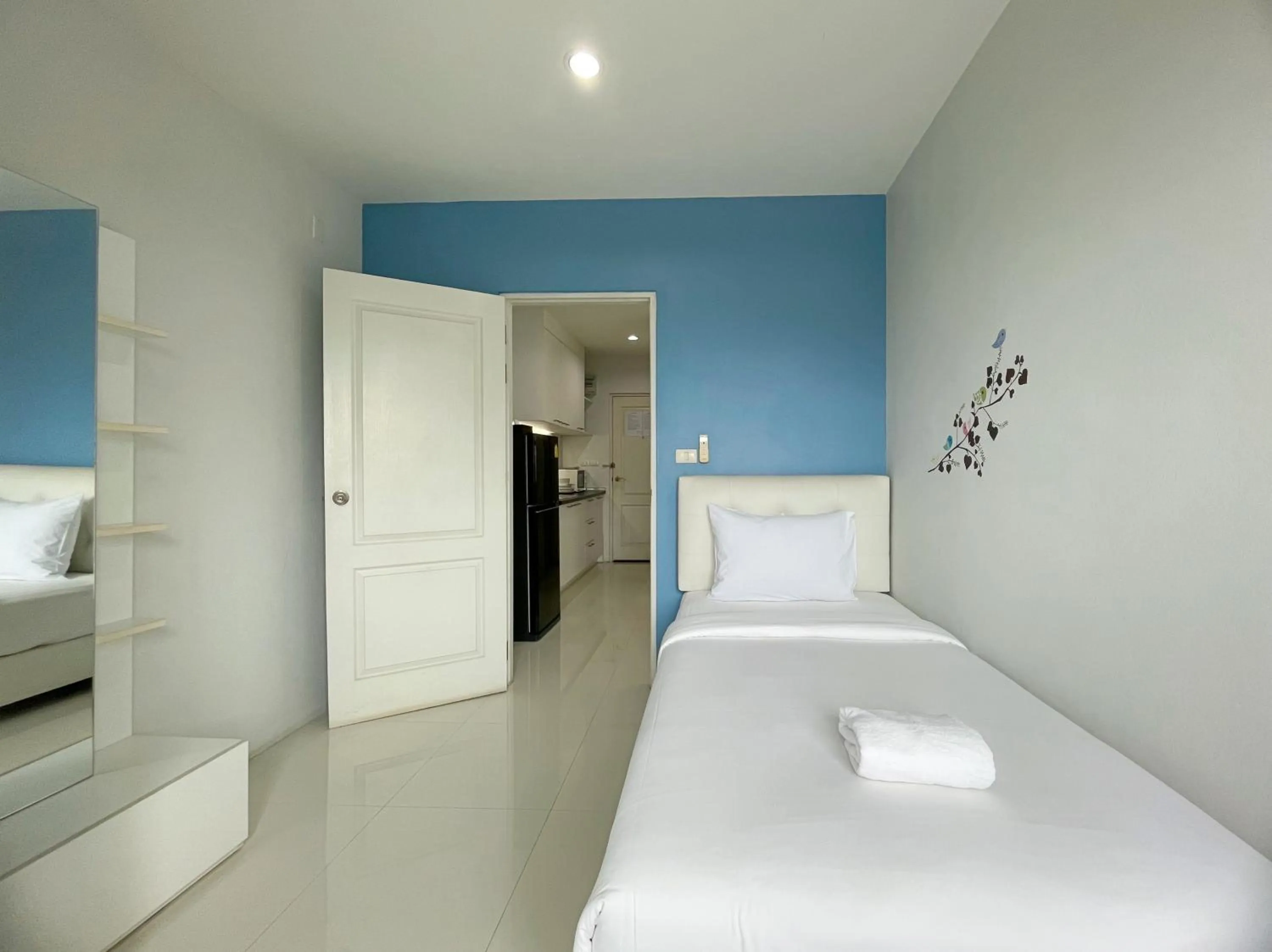 Bed in Baan Pattaya by Sabai