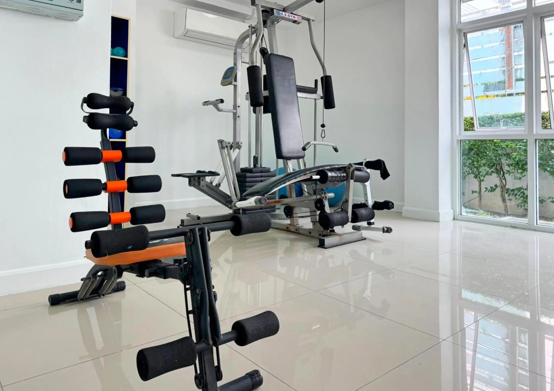 Fitness centre/facilities in Baan Pattaya by Sabai