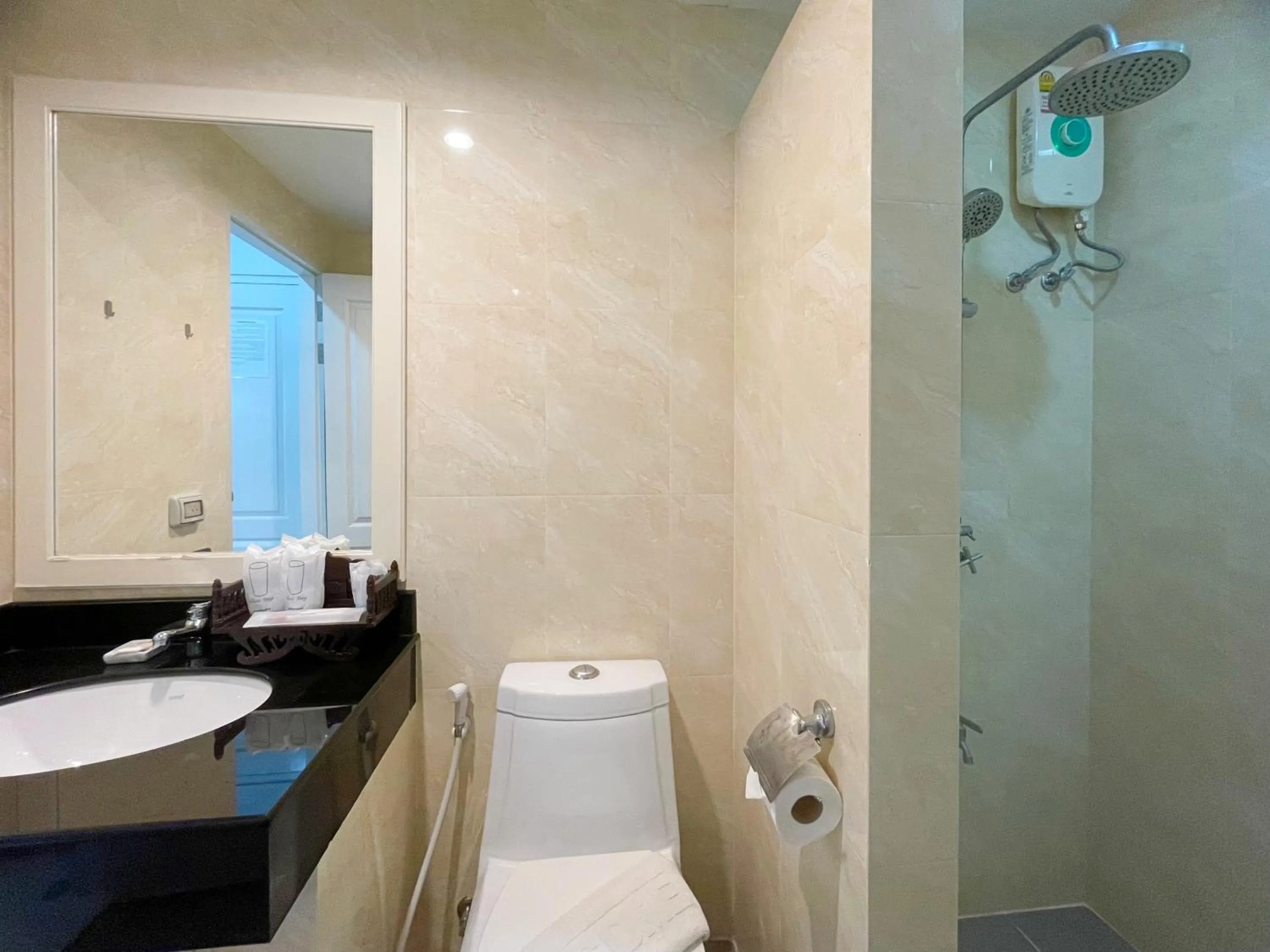 Bathroom in Baan Pattaya by Sabai