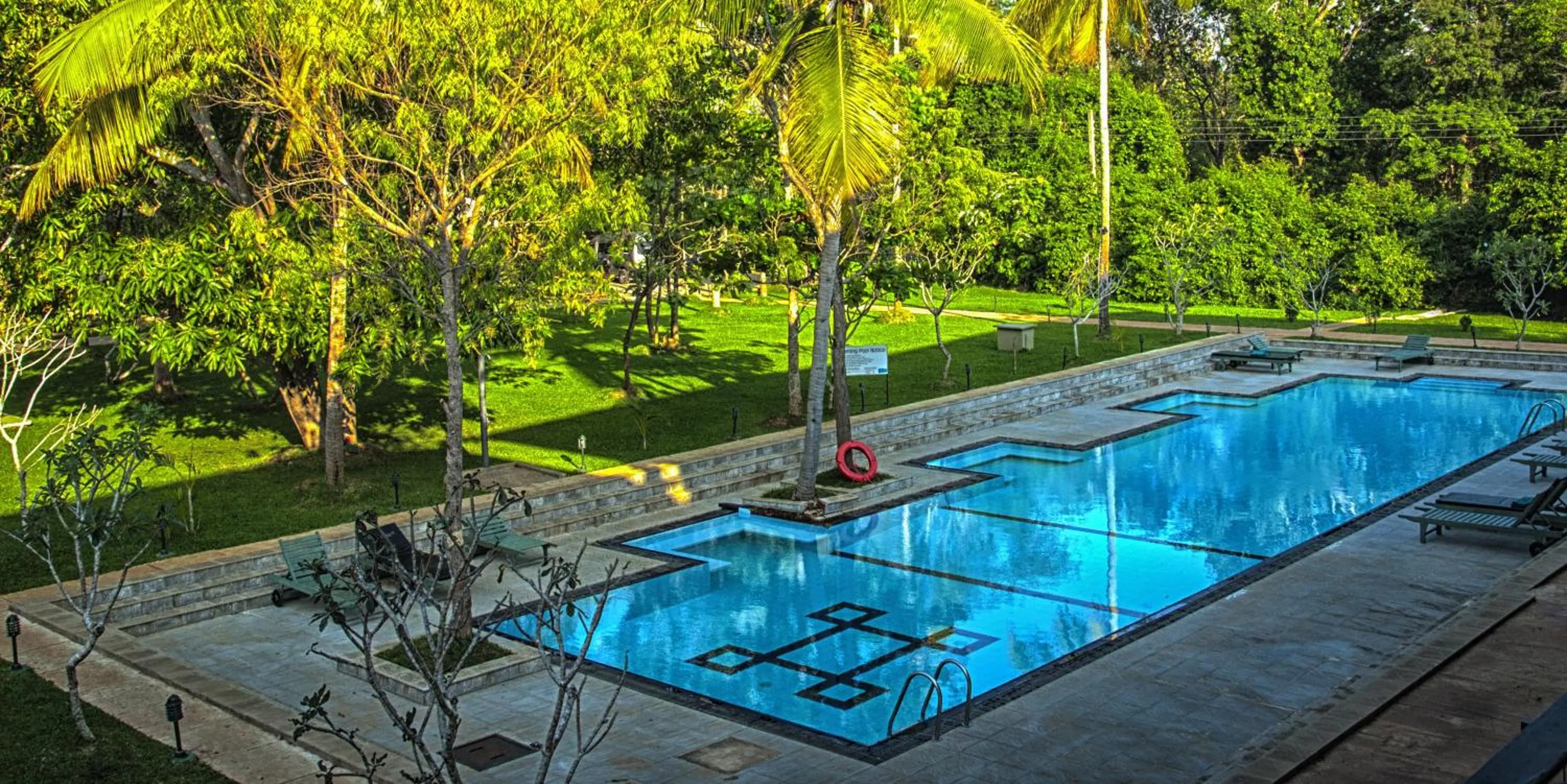 Swimming pool in Fresco Water Villa