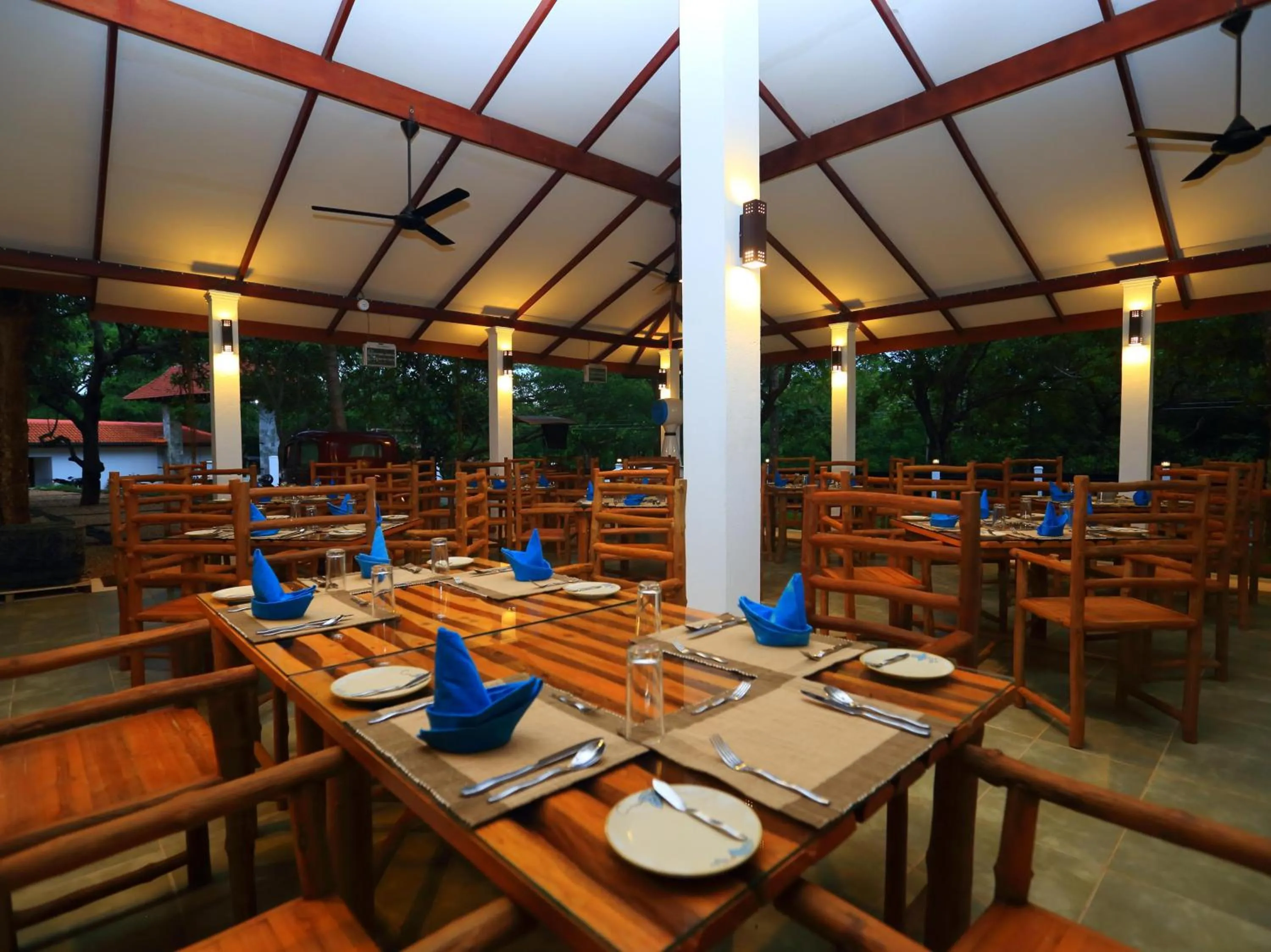 Restaurant/places to eat in Fresco Water Villa