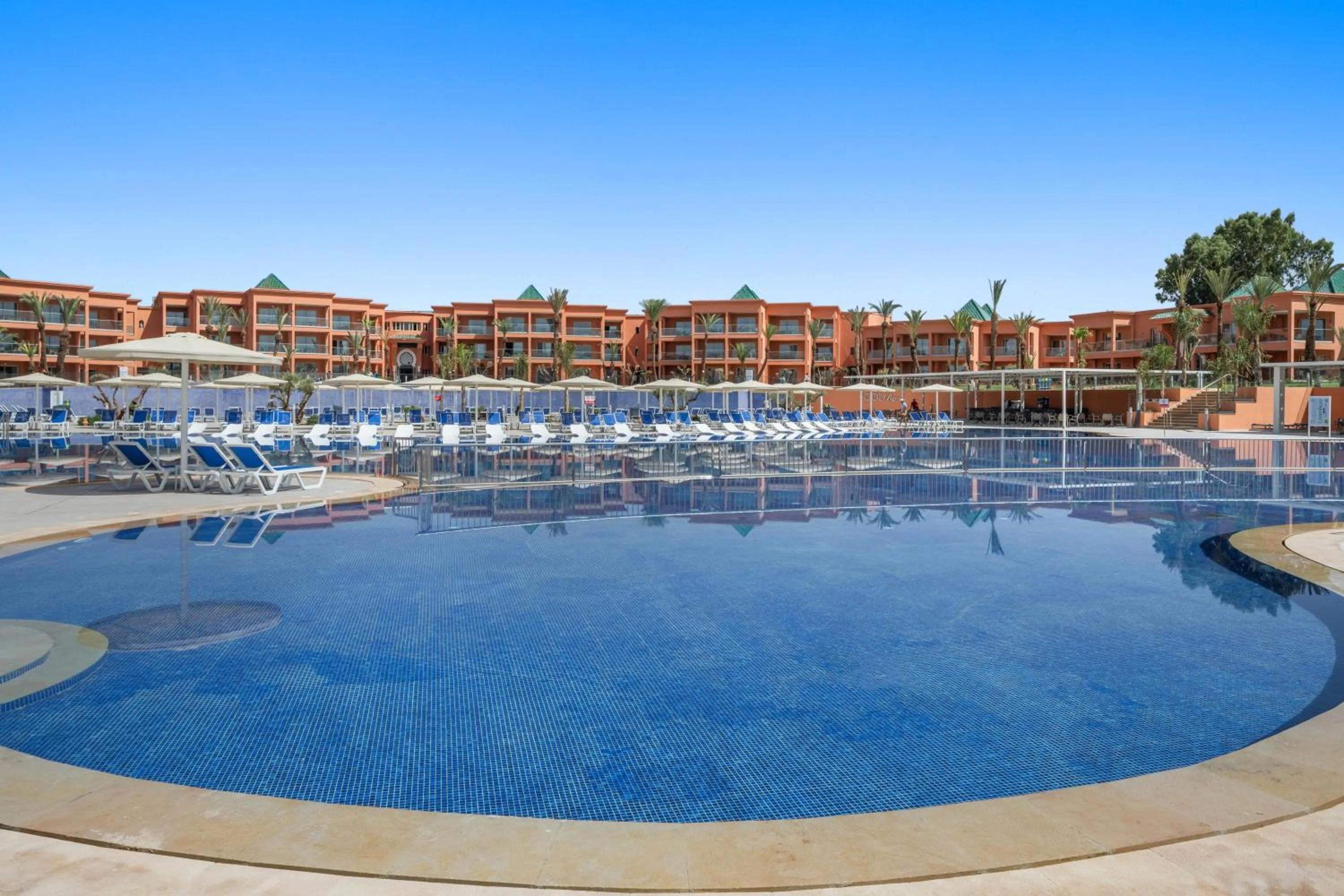 Property building in Pickalbatros SUNGO Club - All Inclusive