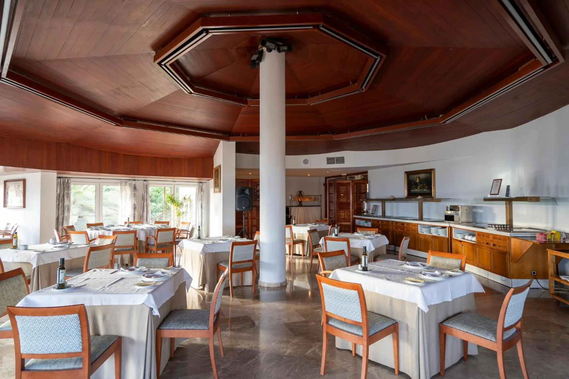 Restaurant/places to eat in Parador de Melilla