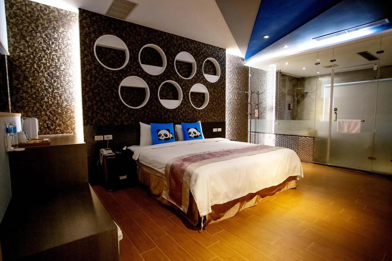 Bed in Garden Spring Hotel