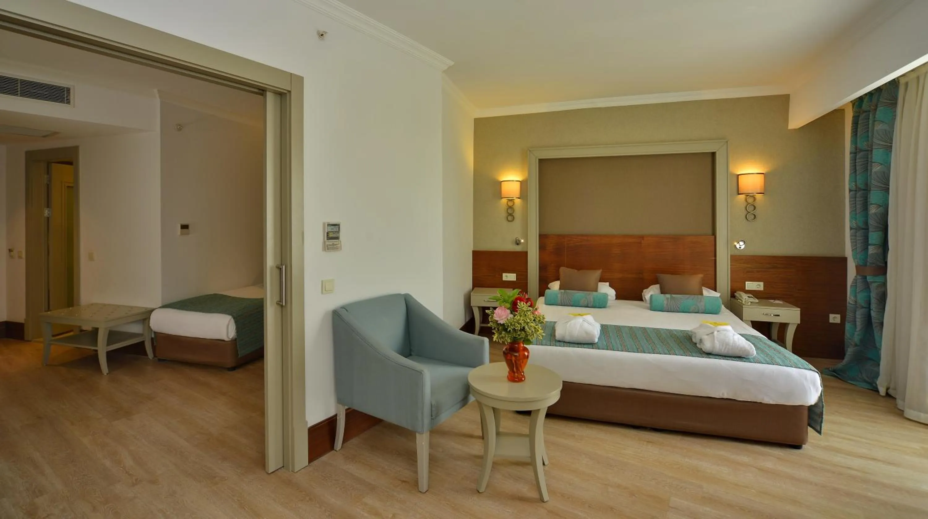 Bed in Side Crown Palace Ultra All Inclusive