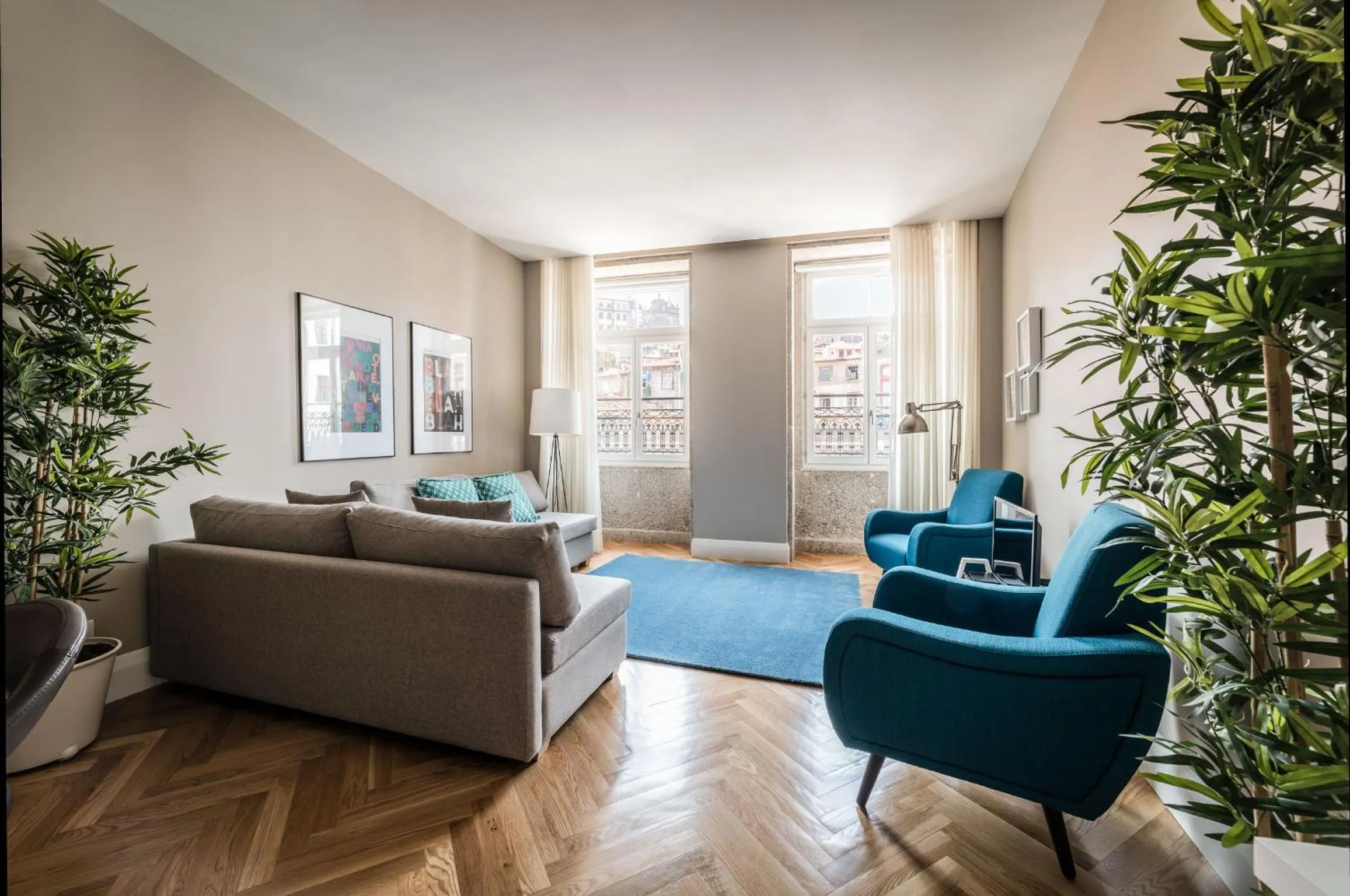 Living room in Mouzinho 160