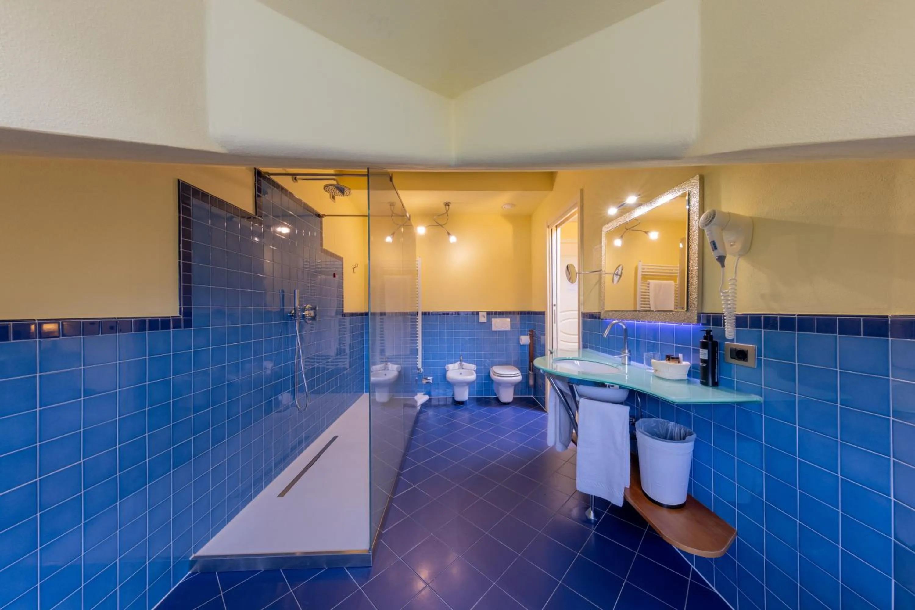 Bathroom in La Darsena Boutique Hotel & Restaurant