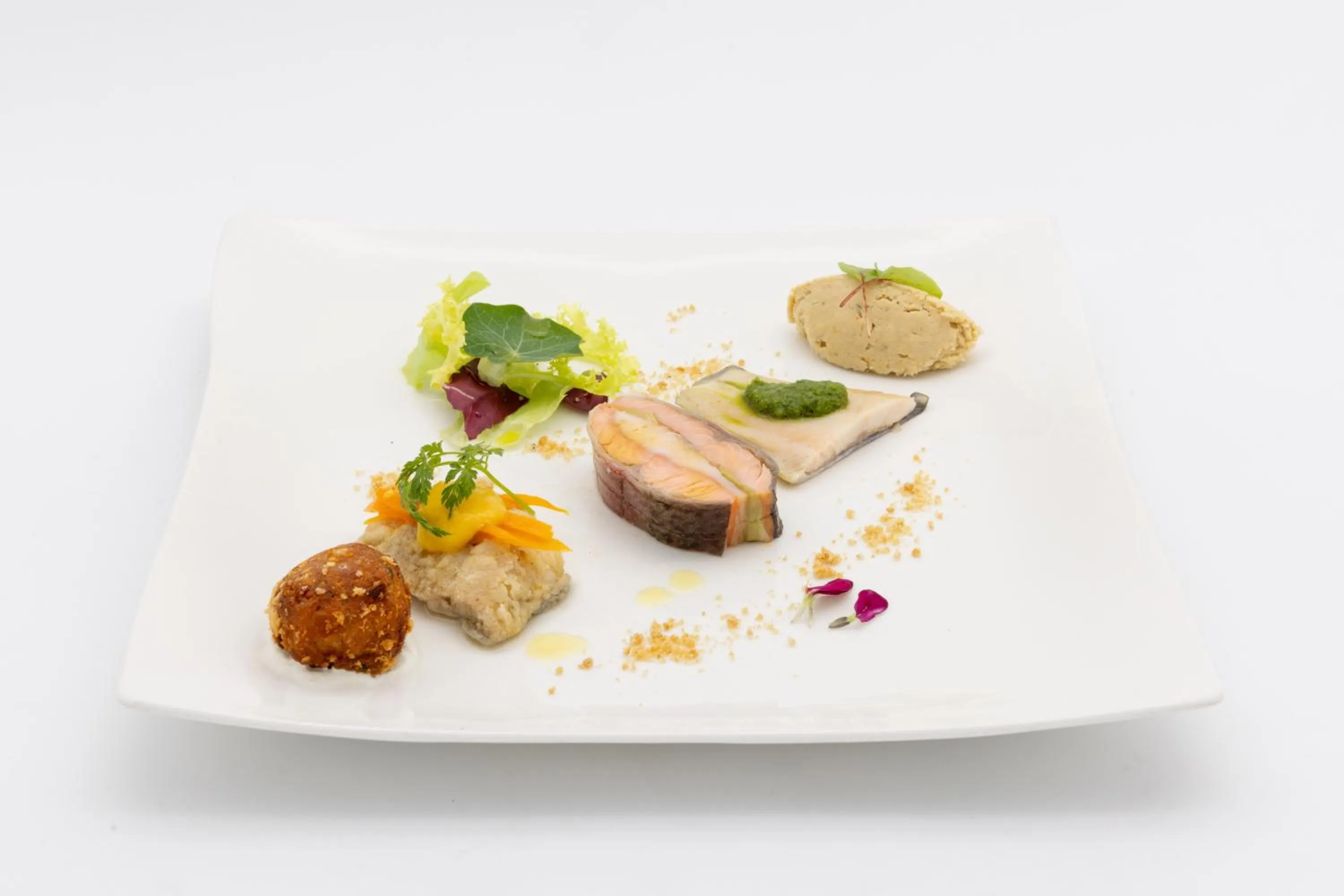 Restaurant/places to eat in La Darsena Boutique Hotel & Restaurant