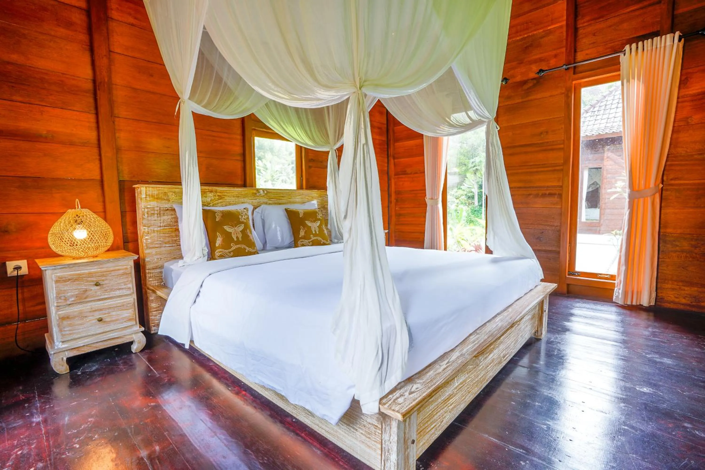Photo of the whole room, Bed in Ubud Sawah Scenery Villa and Homestay