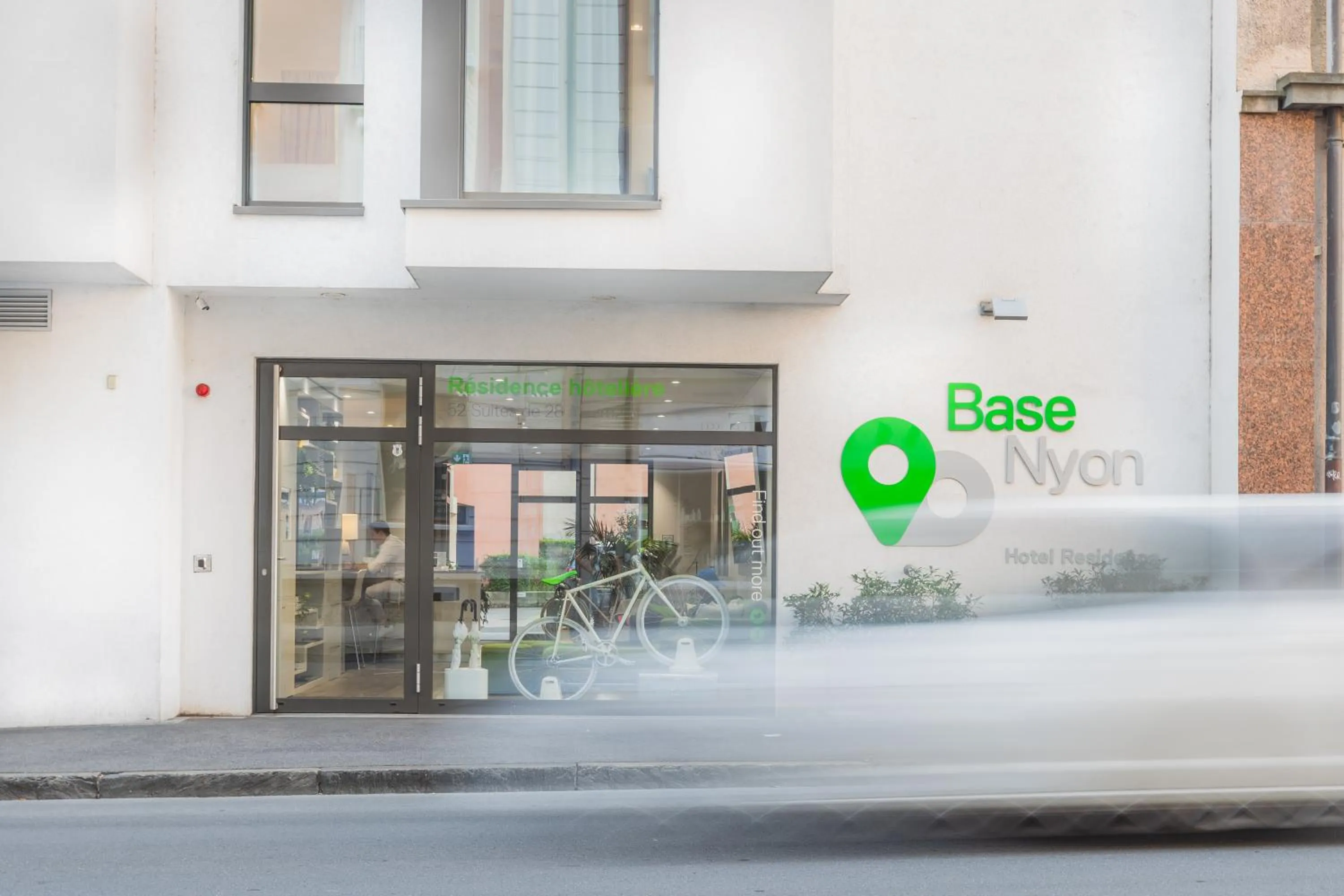 Property building in Base Nyon