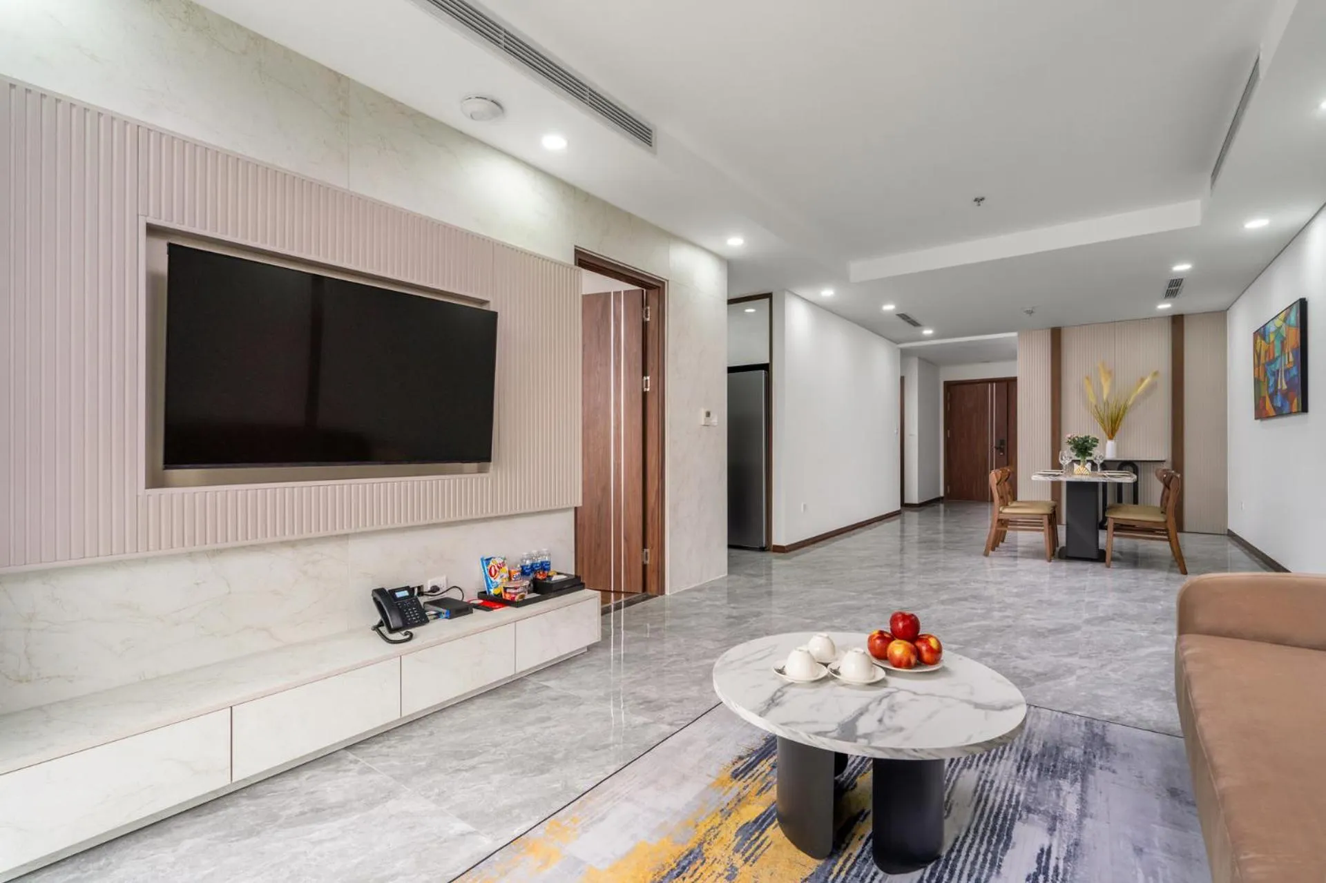 TV and multimedia in Aravelle Suites