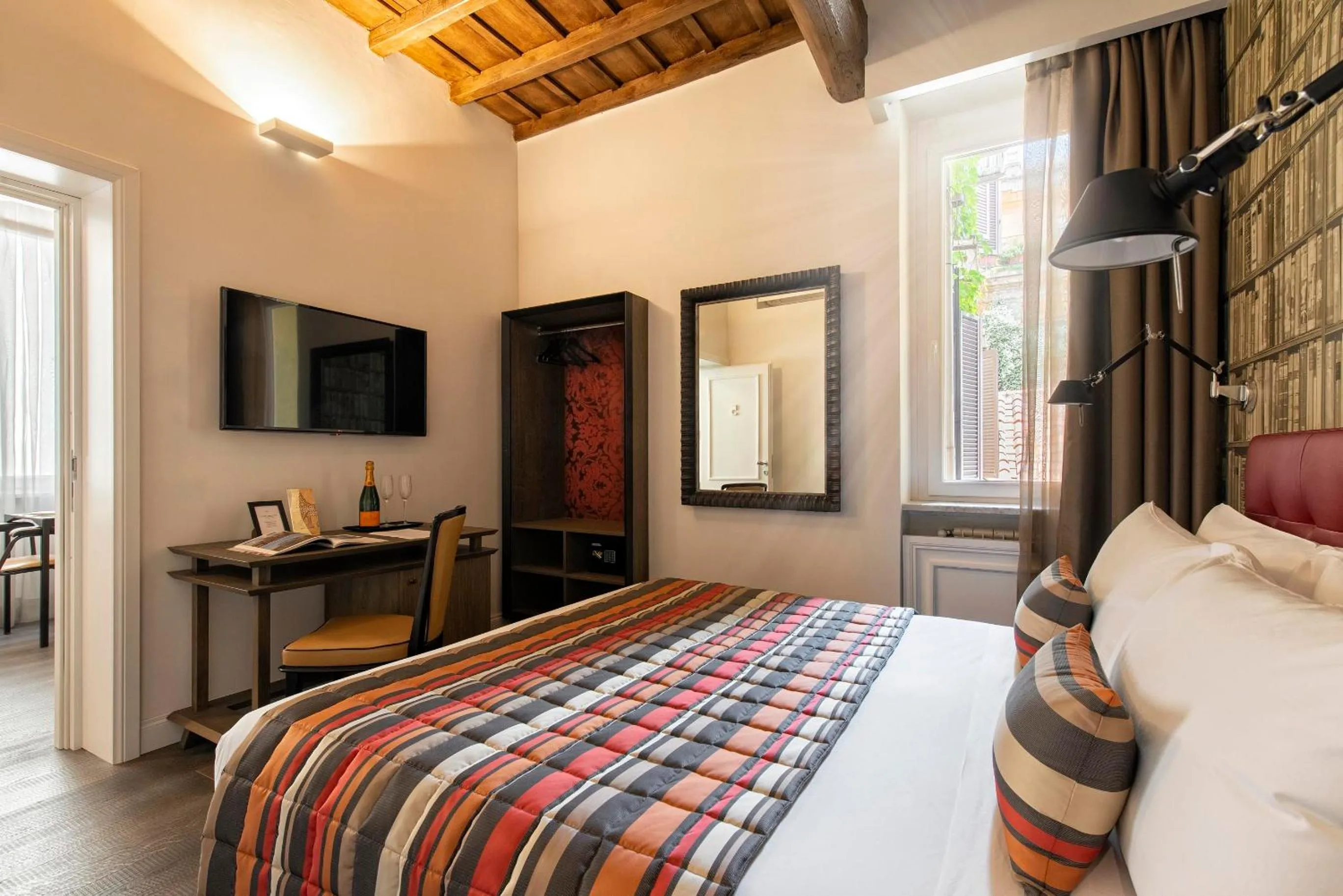 View (from property/room), Bed in Maison Evelina