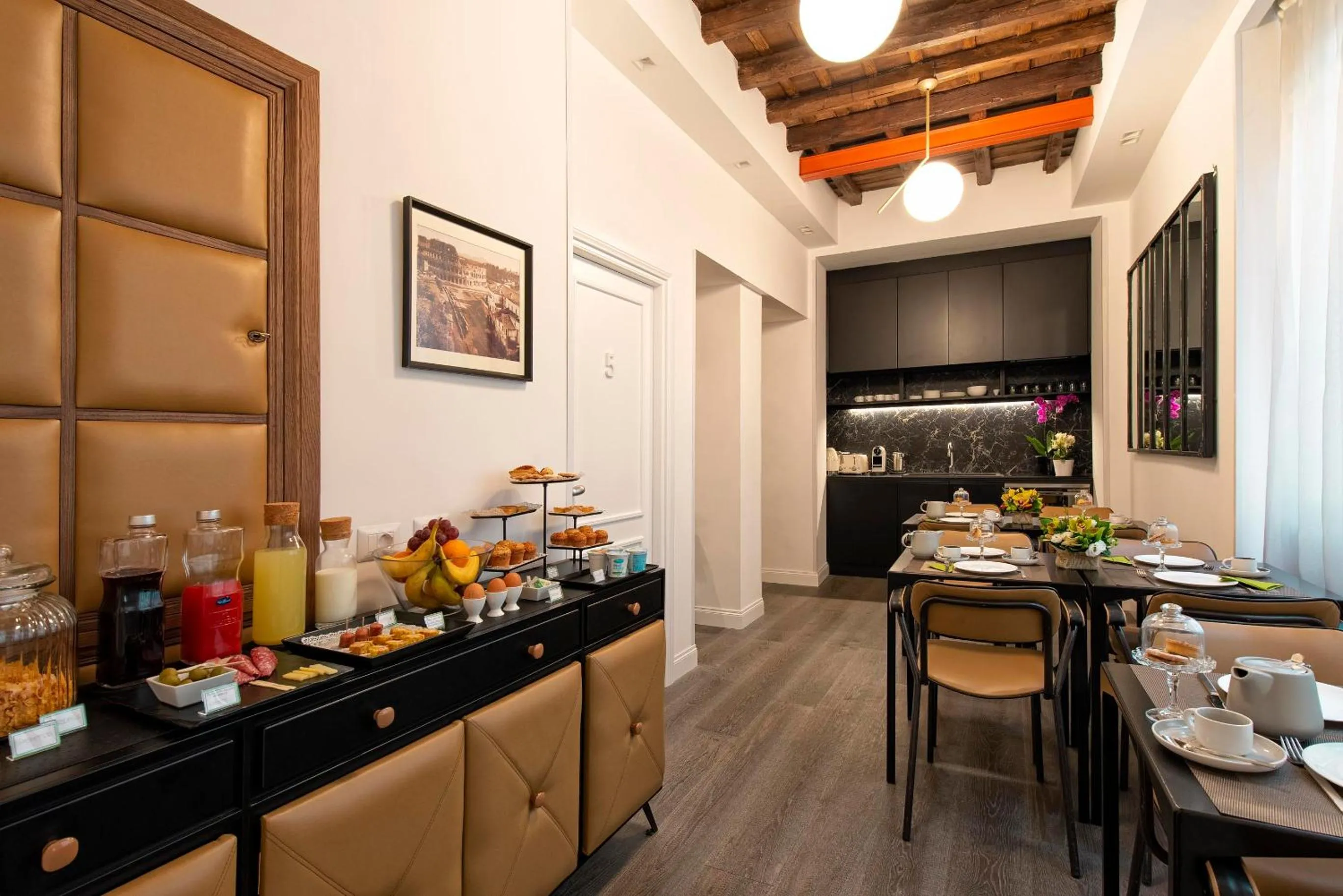 Food in Maison Evelina