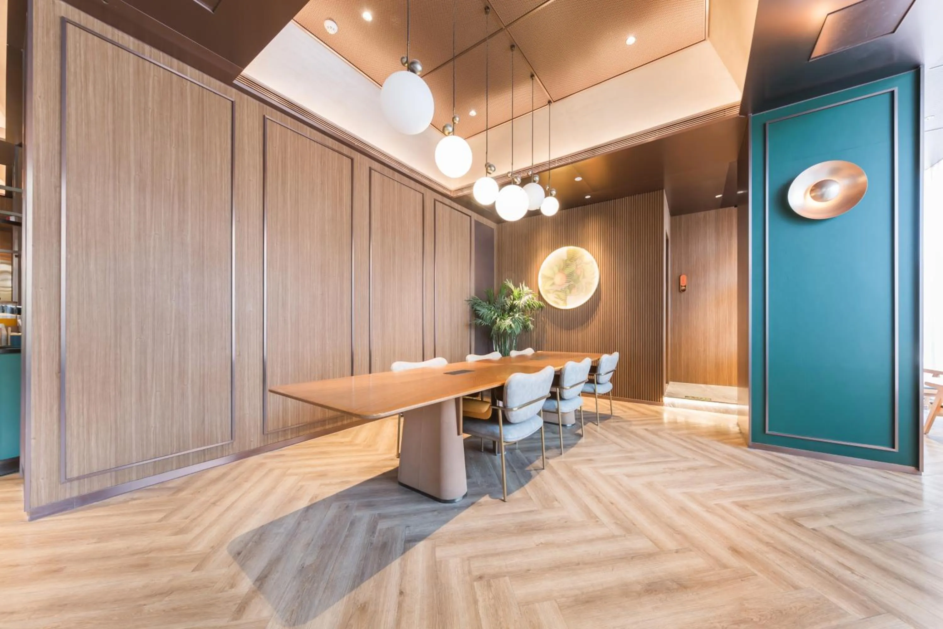 Orange Hotel Beijing West Railway Station South Square