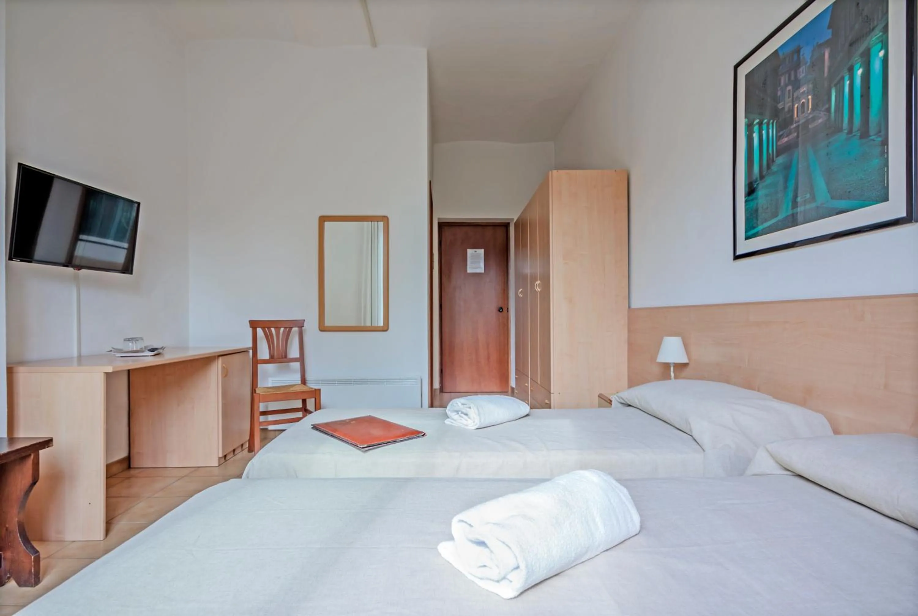 Photo of the whole room, Bed in Albergo Rondò