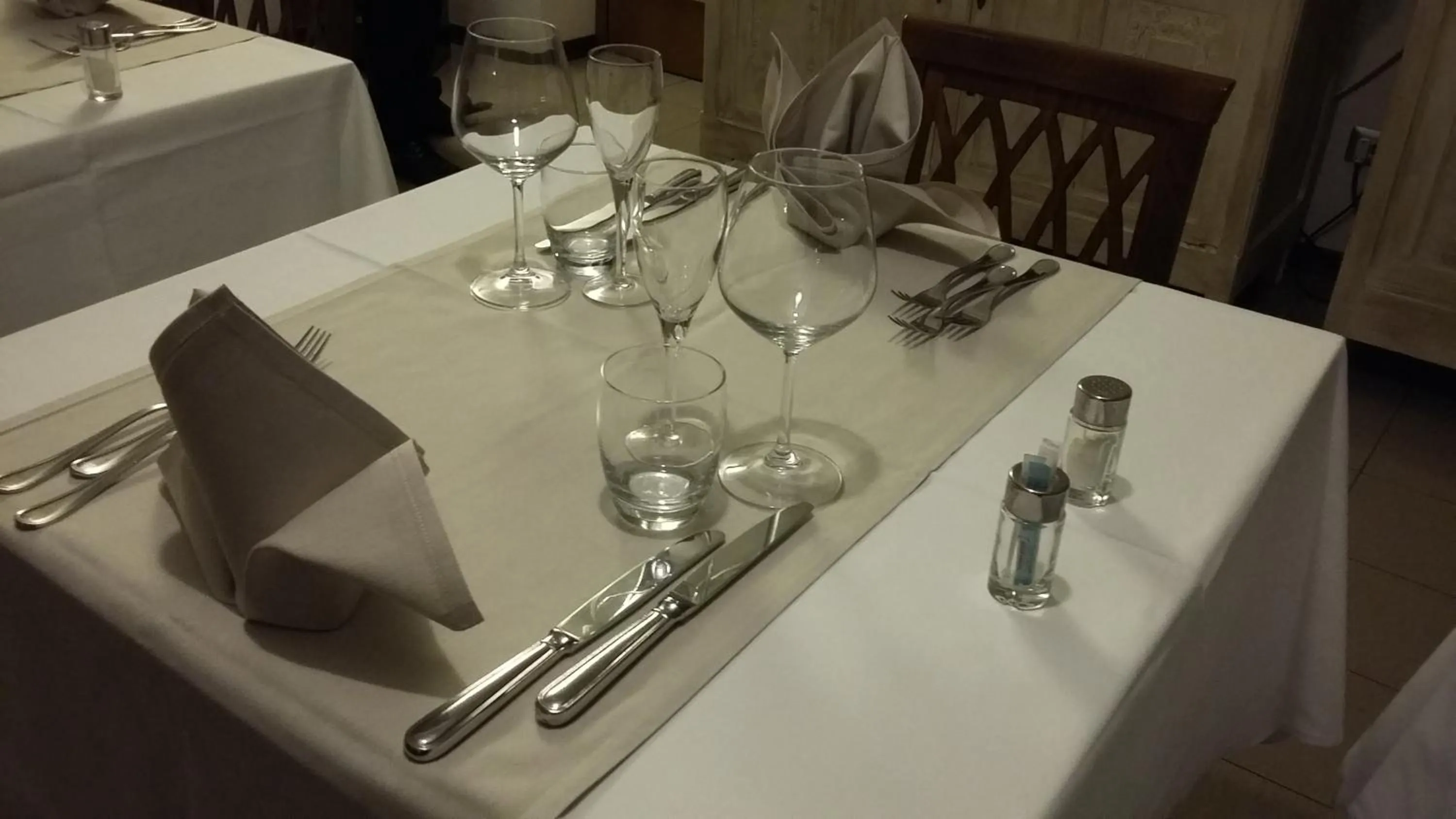 Restaurant/places to eat in Albergo Rondò