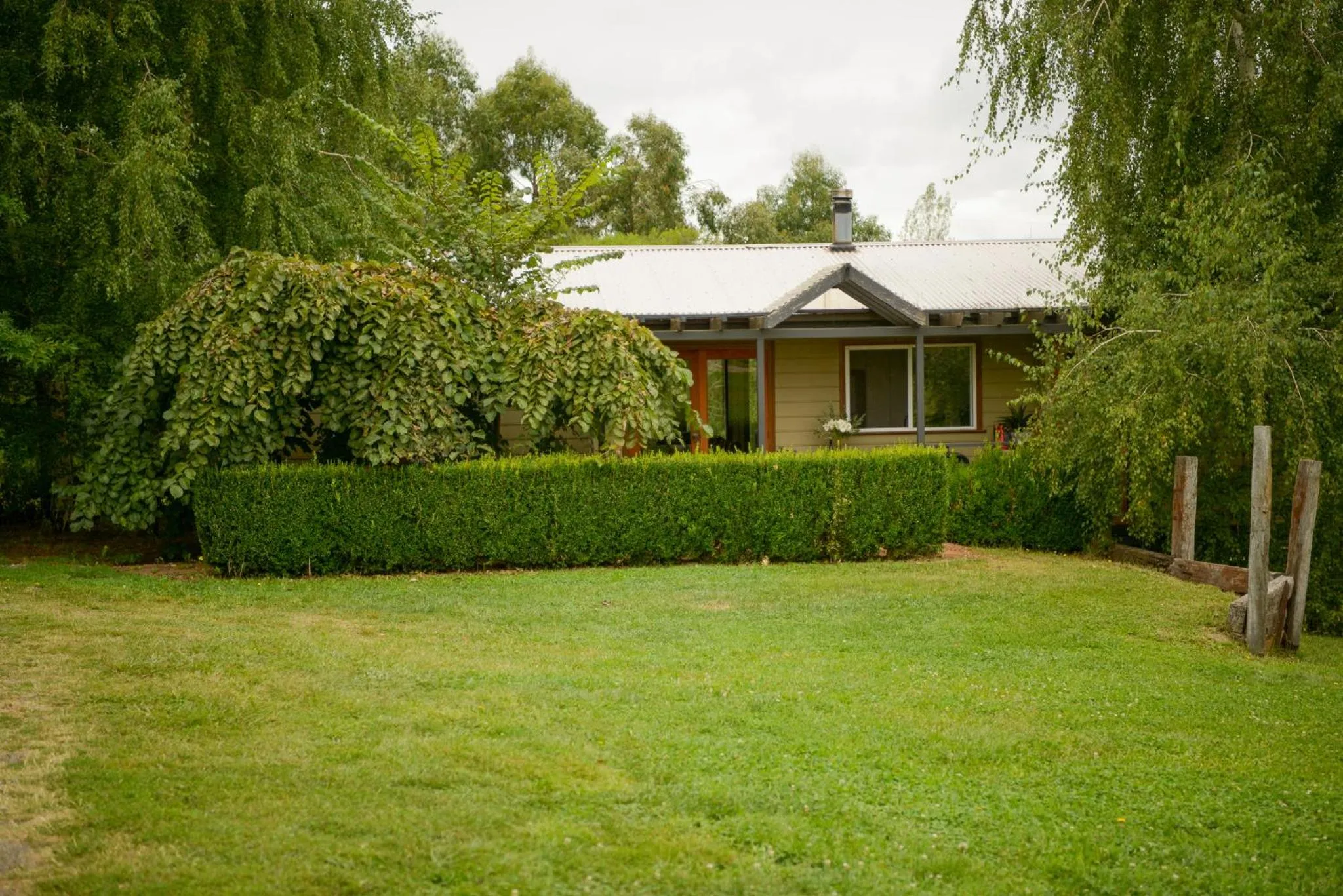 Property building in Borrodell Vineyard